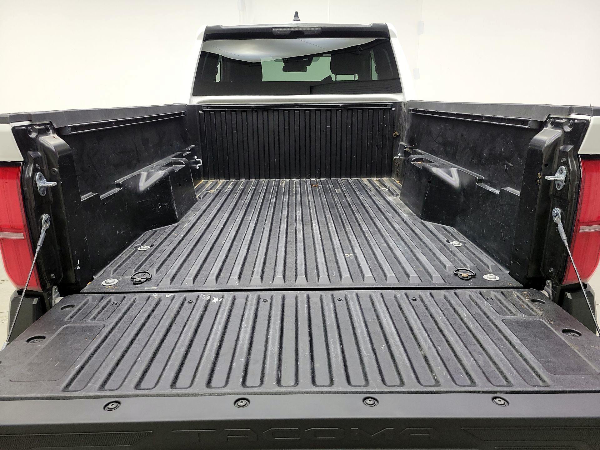 Thumbnail: 2024 Toyota Tacoma - 19
