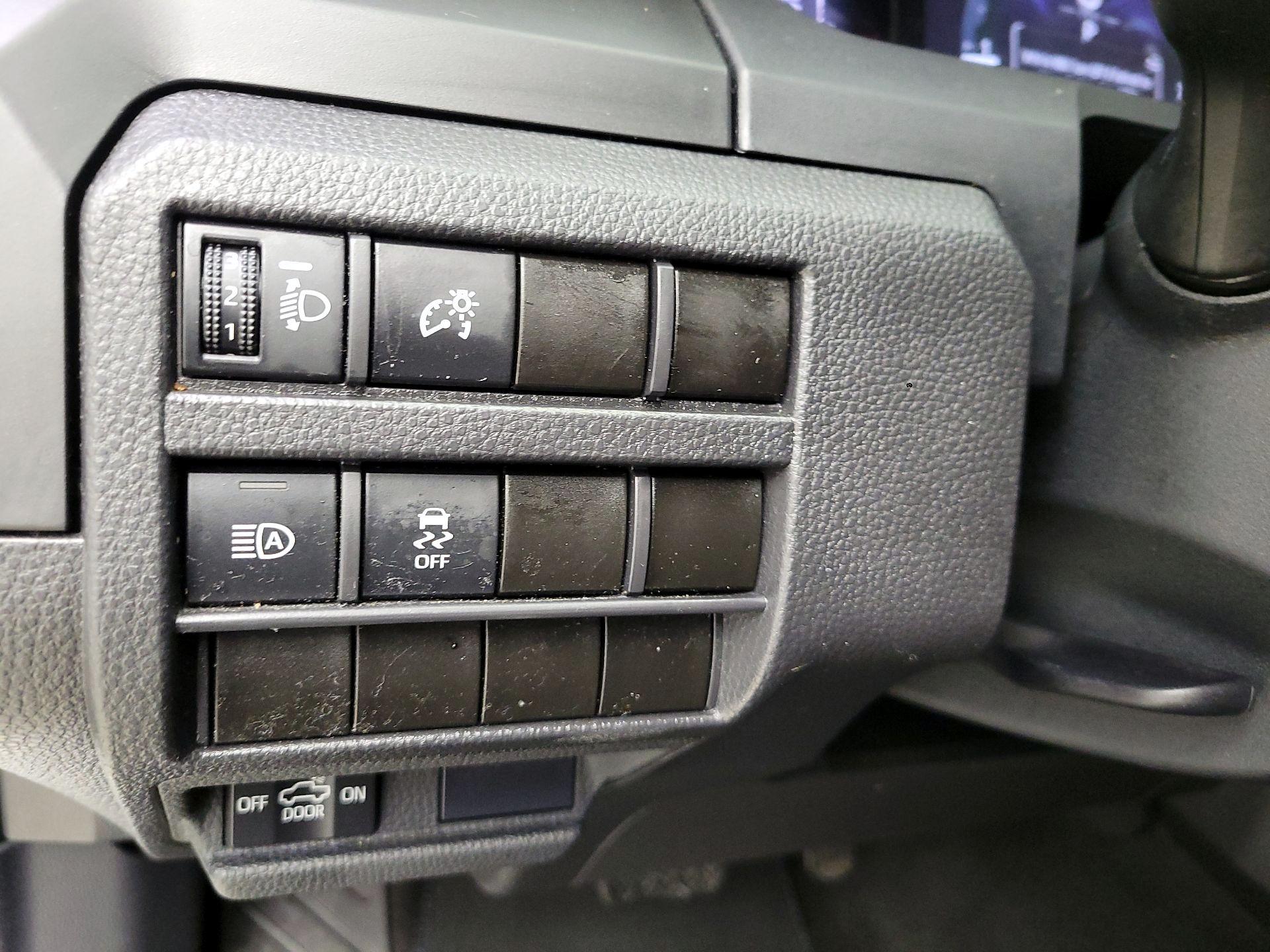 Thumbnail: 2024 Toyota Tacoma - 13