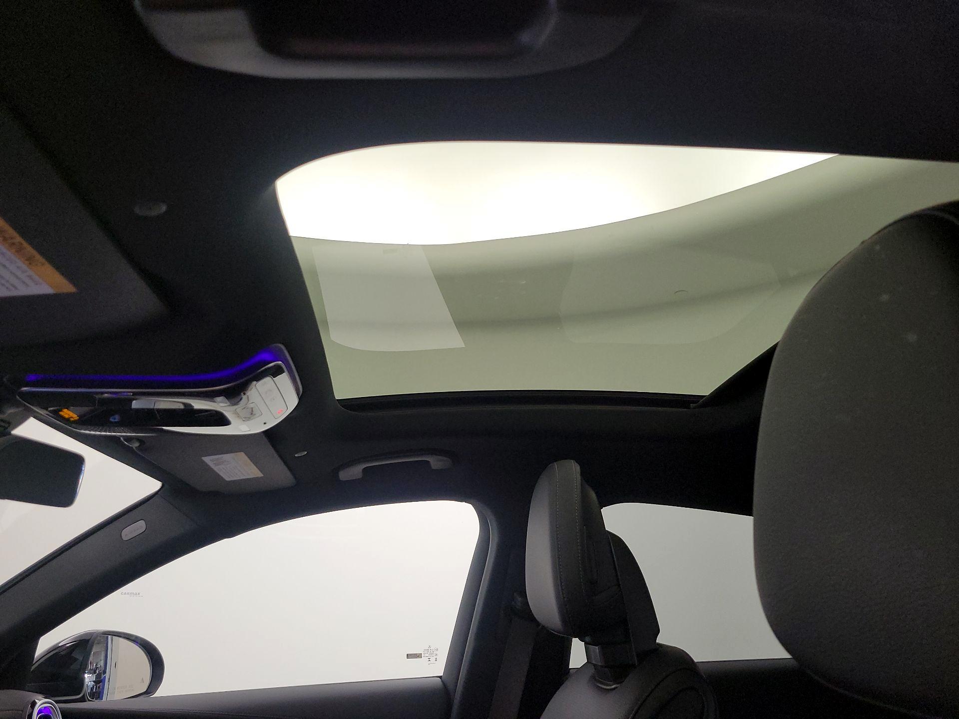 Thumbnail: 2025 Mercedes-Benz GLC - 20