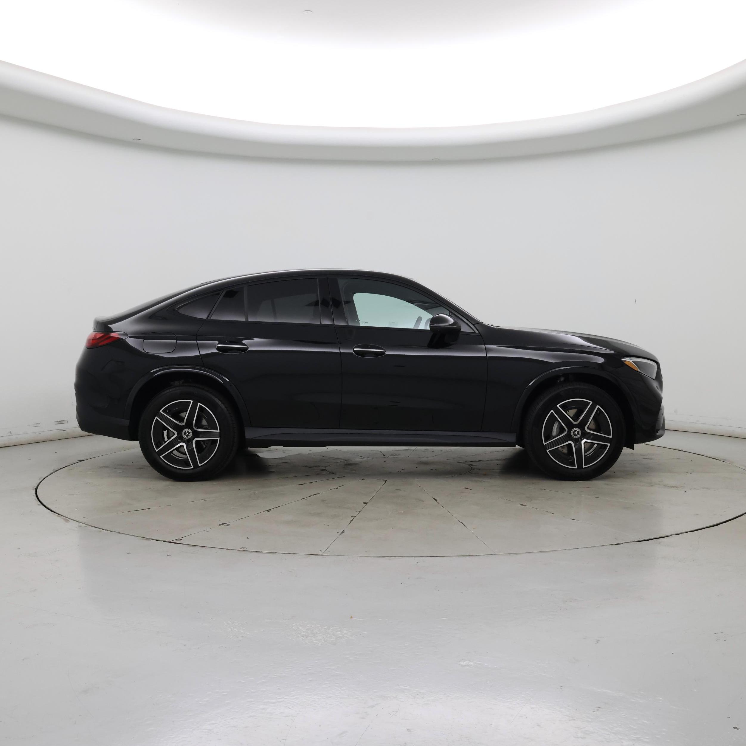 Thumbnail: 2025 Mercedes-Benz GLC - 7