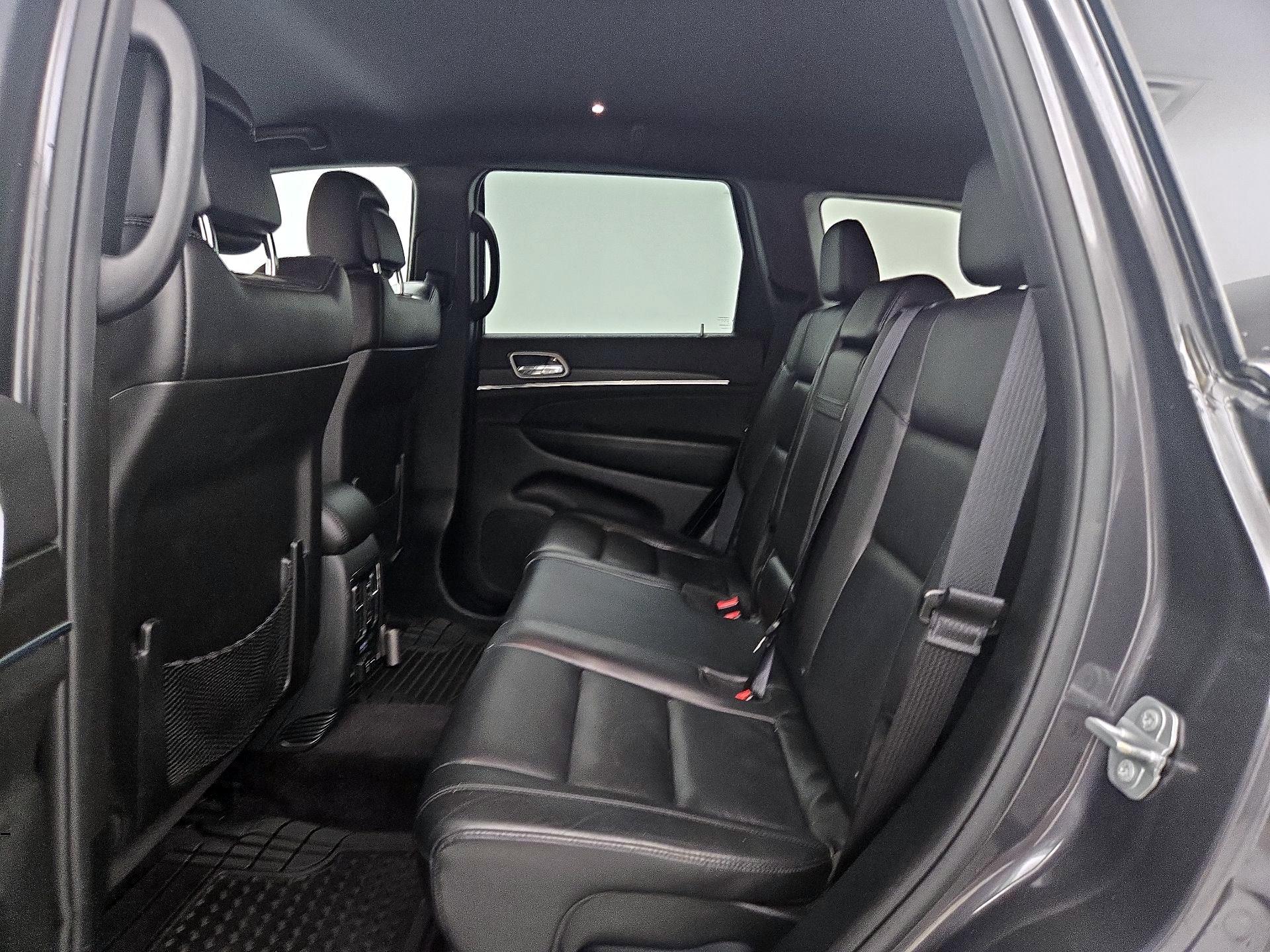 Thumbnail: 2018 Jeep Grand Cherokee - 20