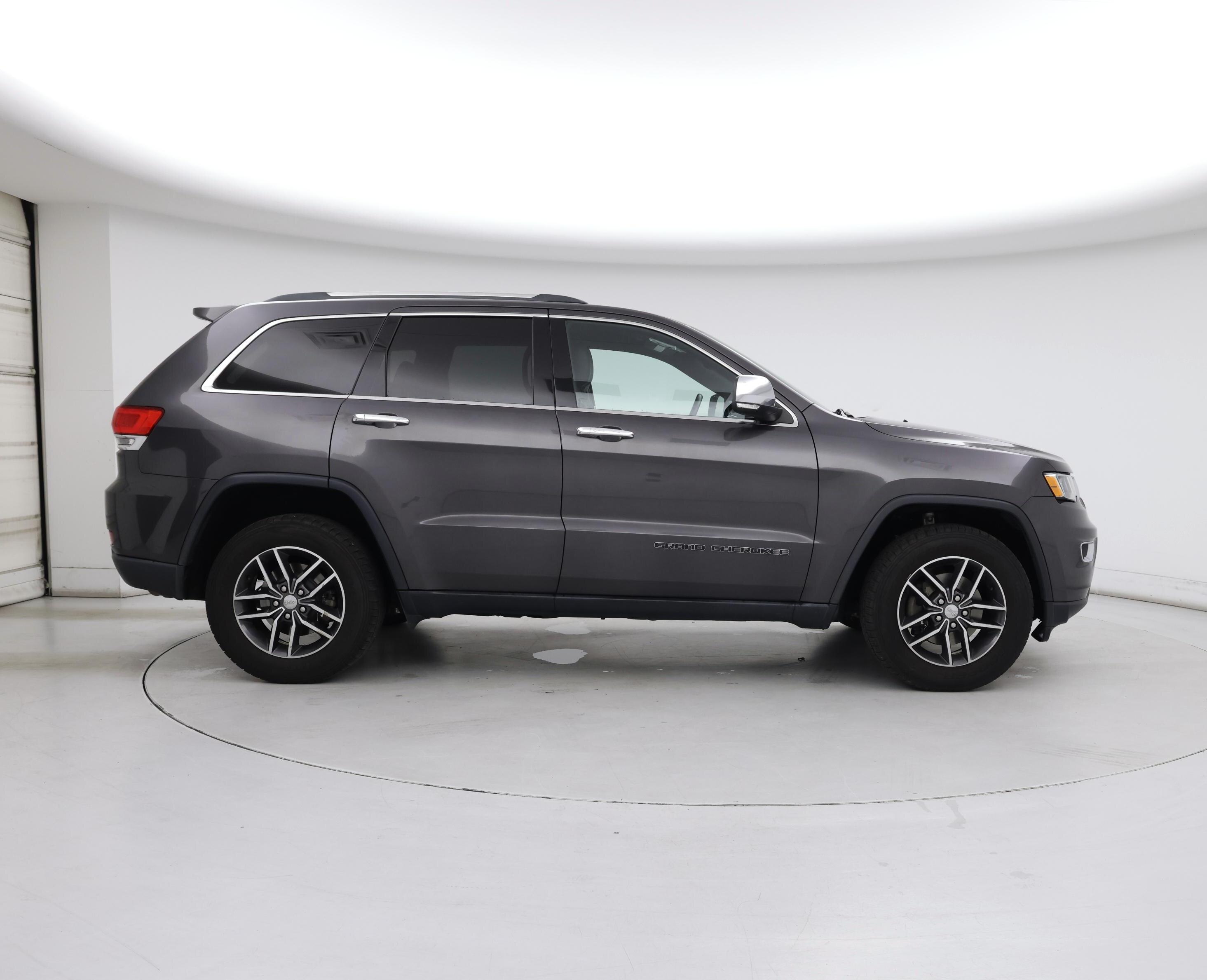 Thumbnail: 2018 Jeep Grand Cherokee - 7