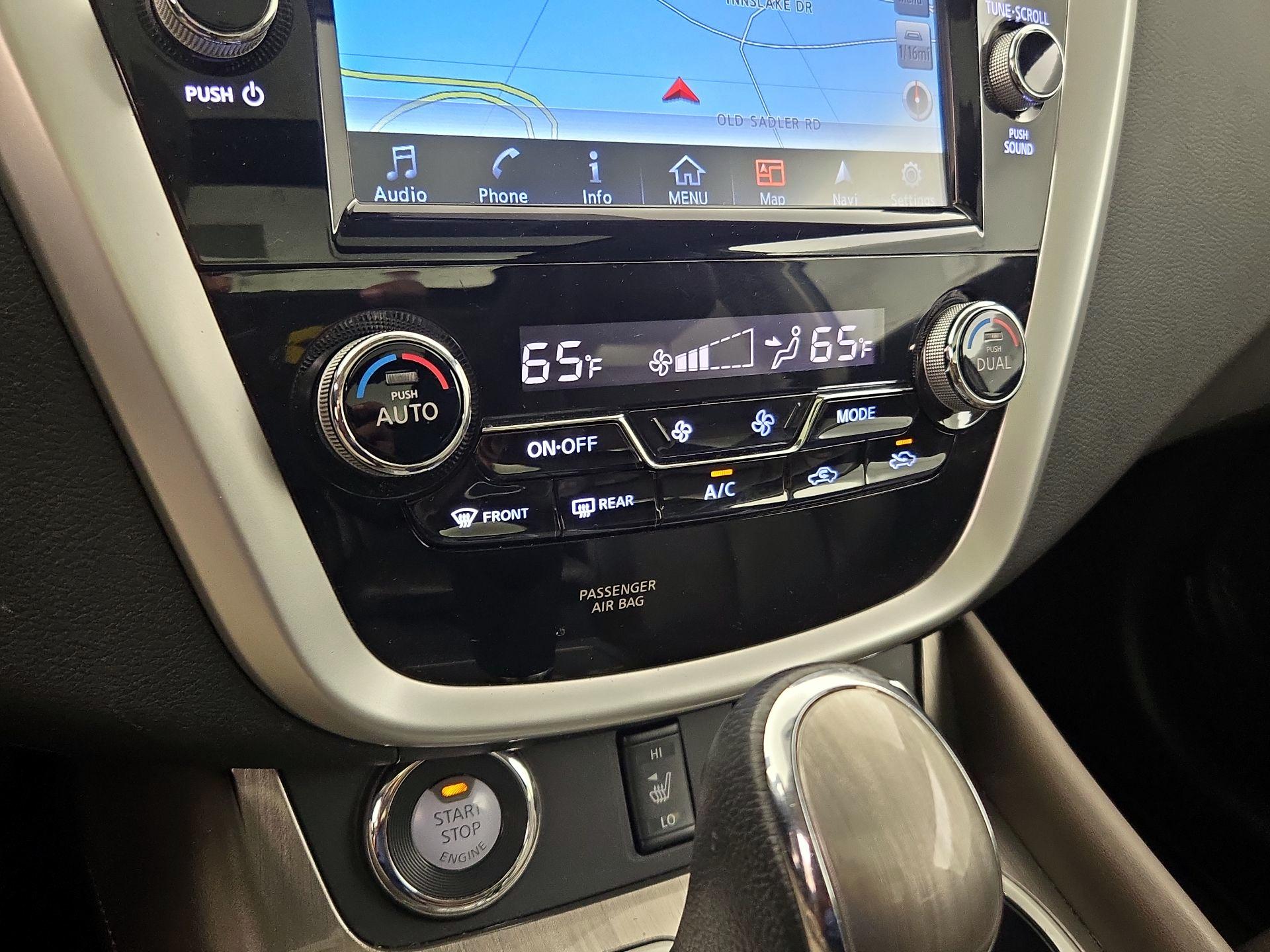 Thumbnail: 2016 Nissan Murano - 17
