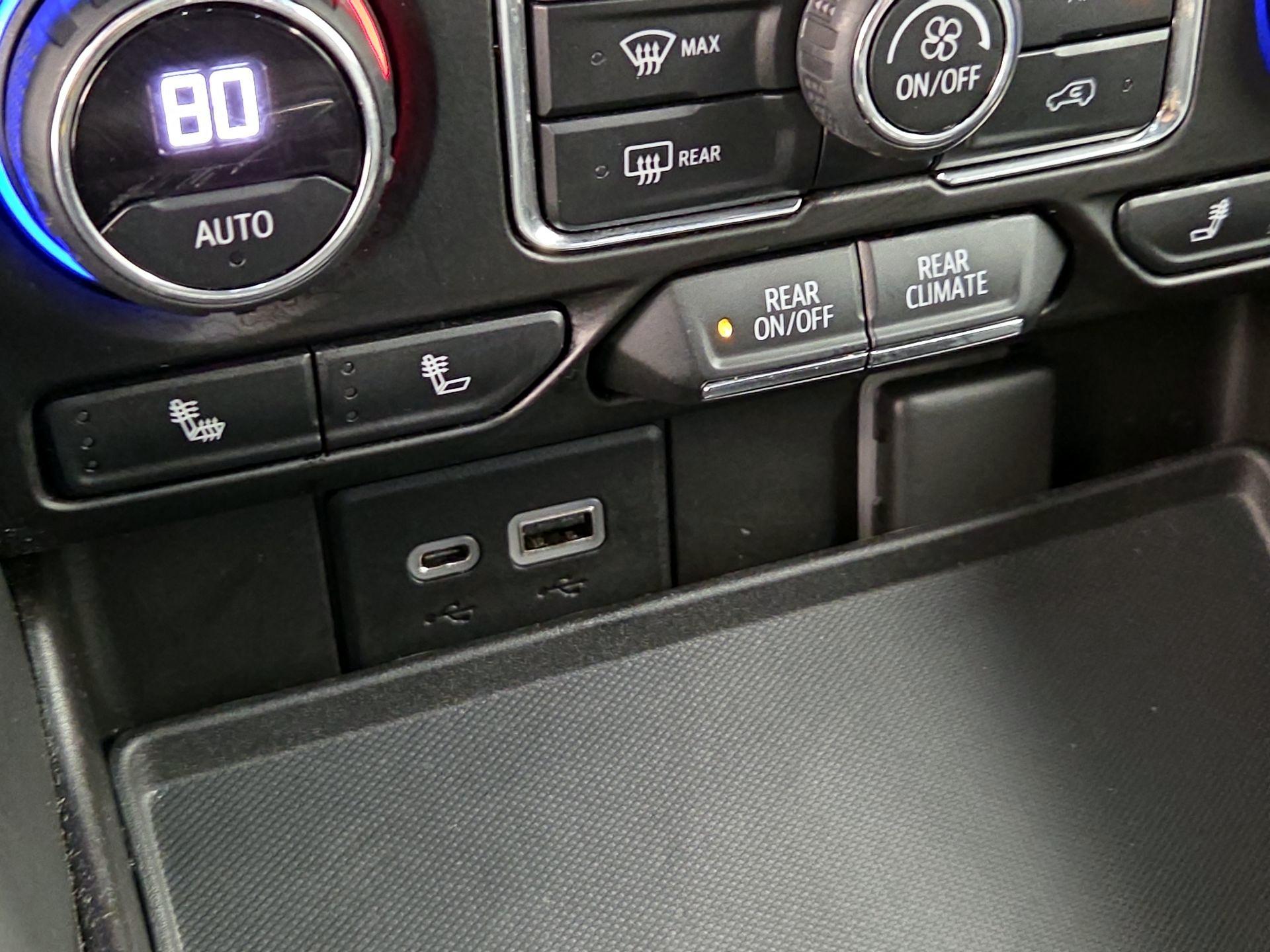 Thumbnail: 2021 Chevrolet Tahoe - 18