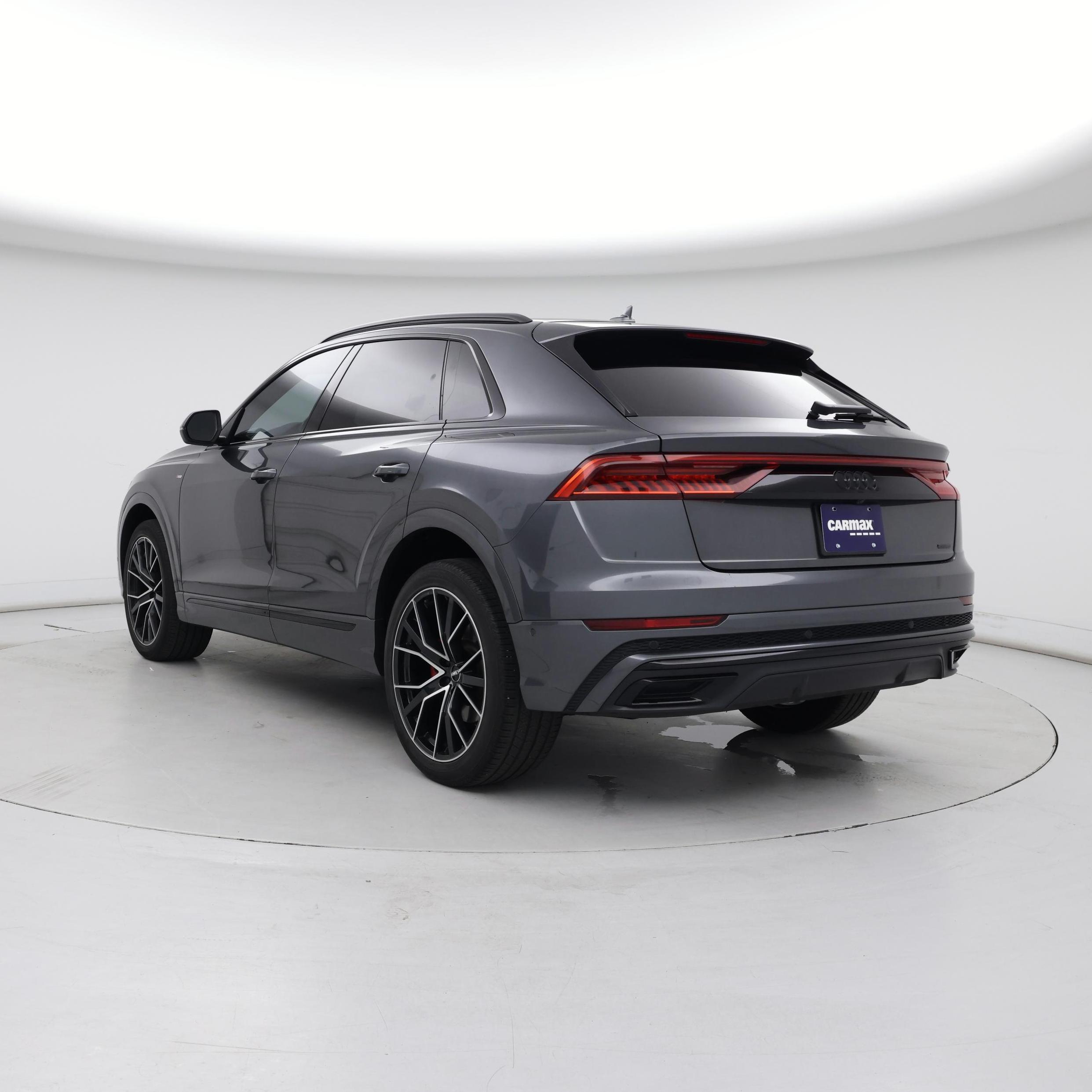 Thumbnail: 2020 Audi Q8 - 2