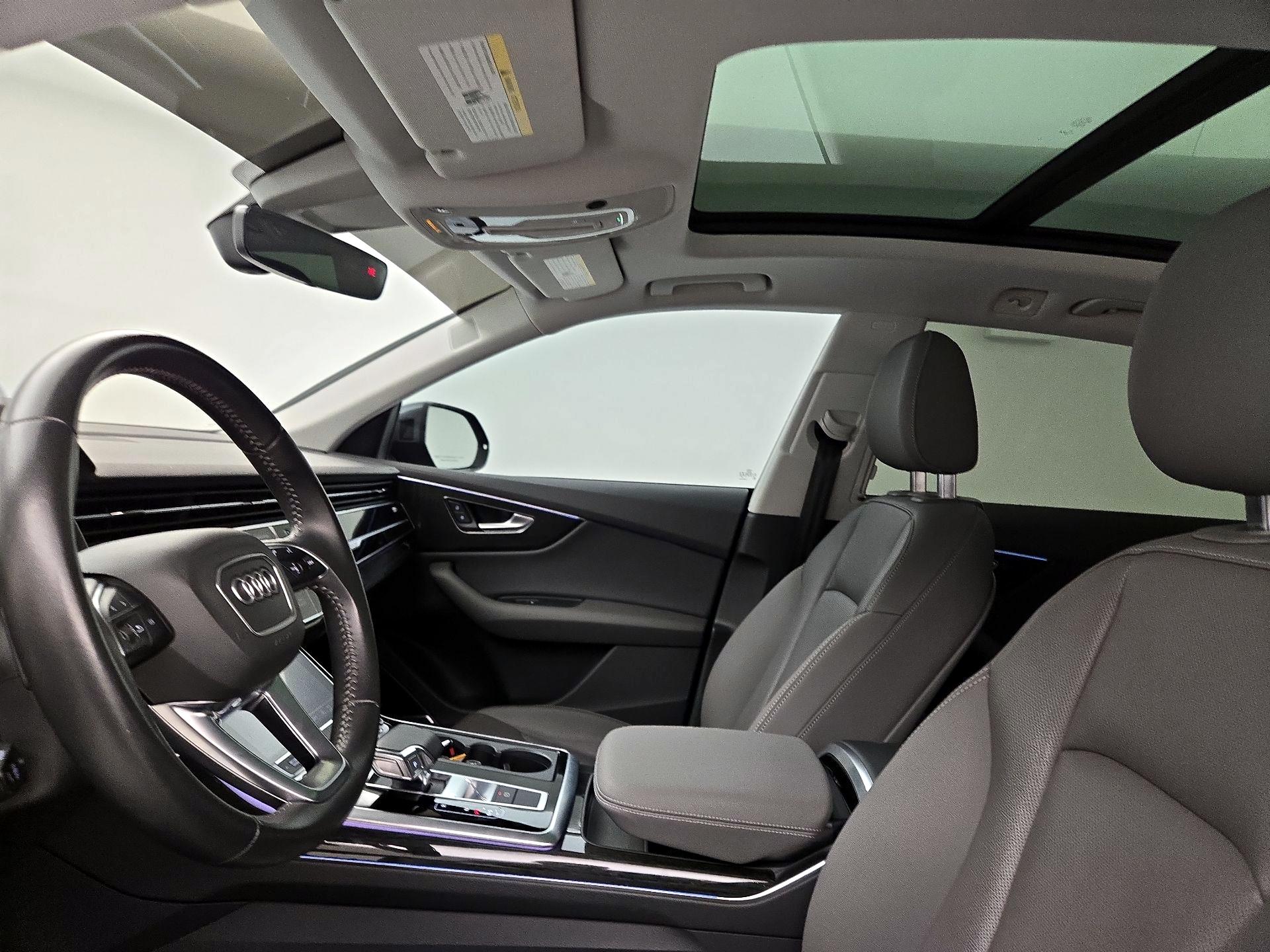 Thumbnail: 2020 Audi Q8 - 20