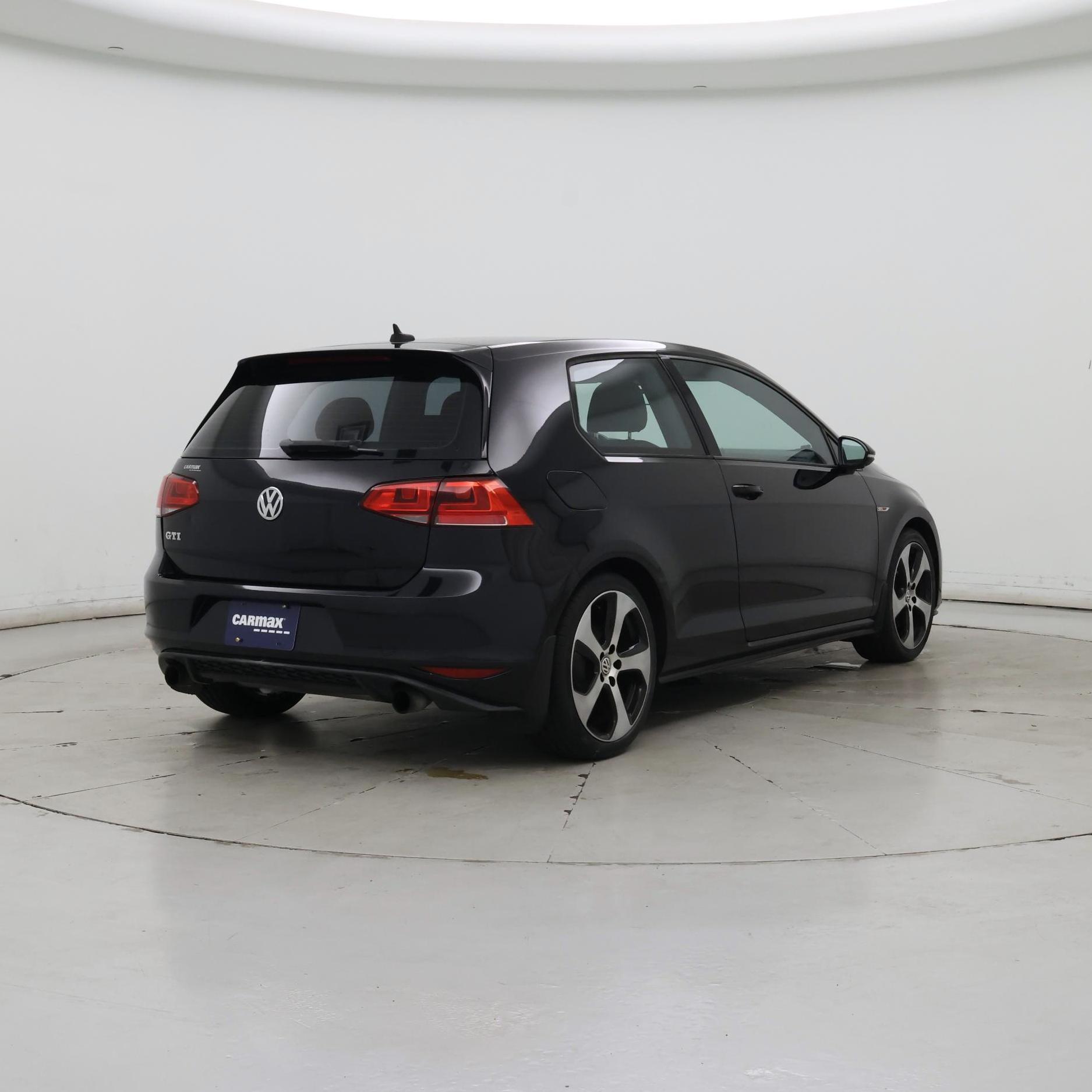 Thumbnail: 2015 Volkswagen Golf - 8