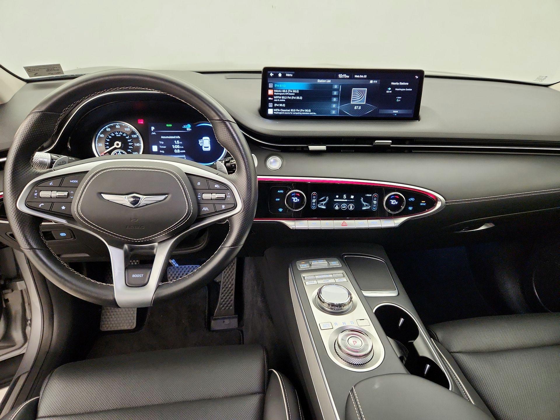 Thumbnail: 2023 Genesis GV70 - 9