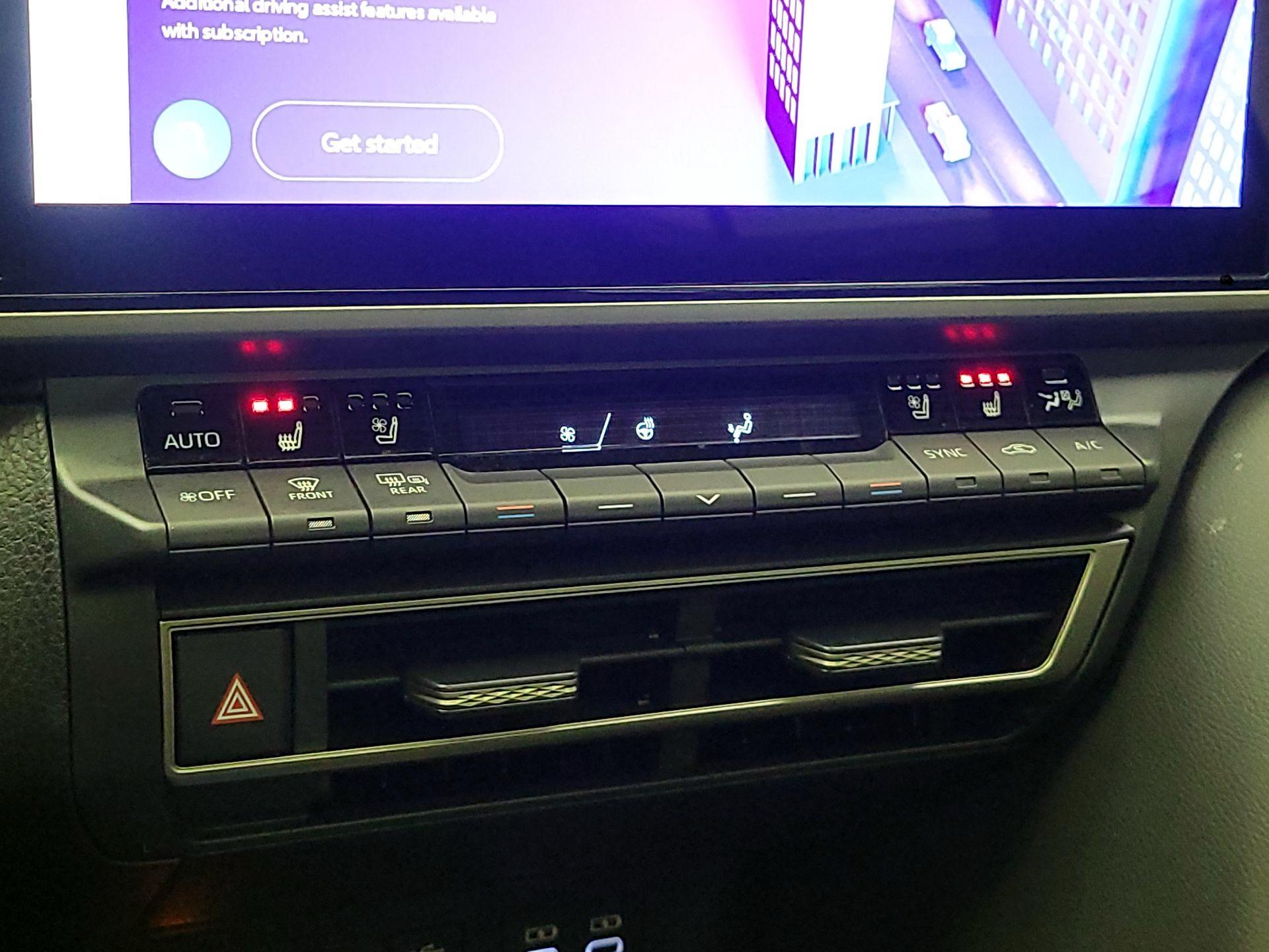 Thumbnail: 2025 Toyota Camry - 16