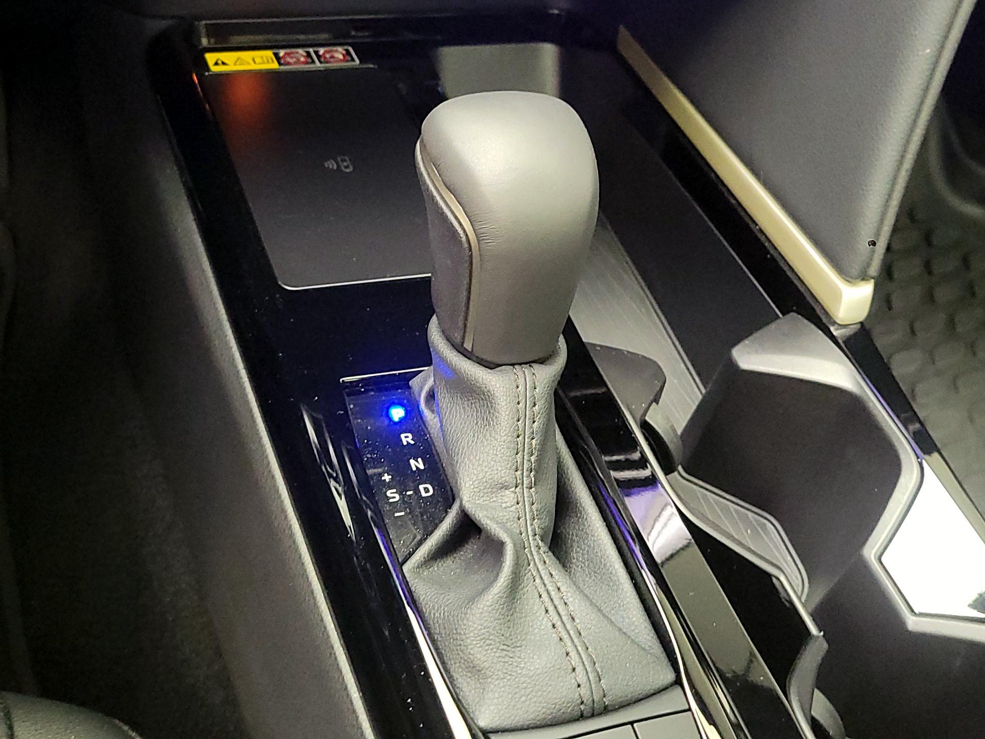 Thumbnail: 2025 Toyota Camry - 17