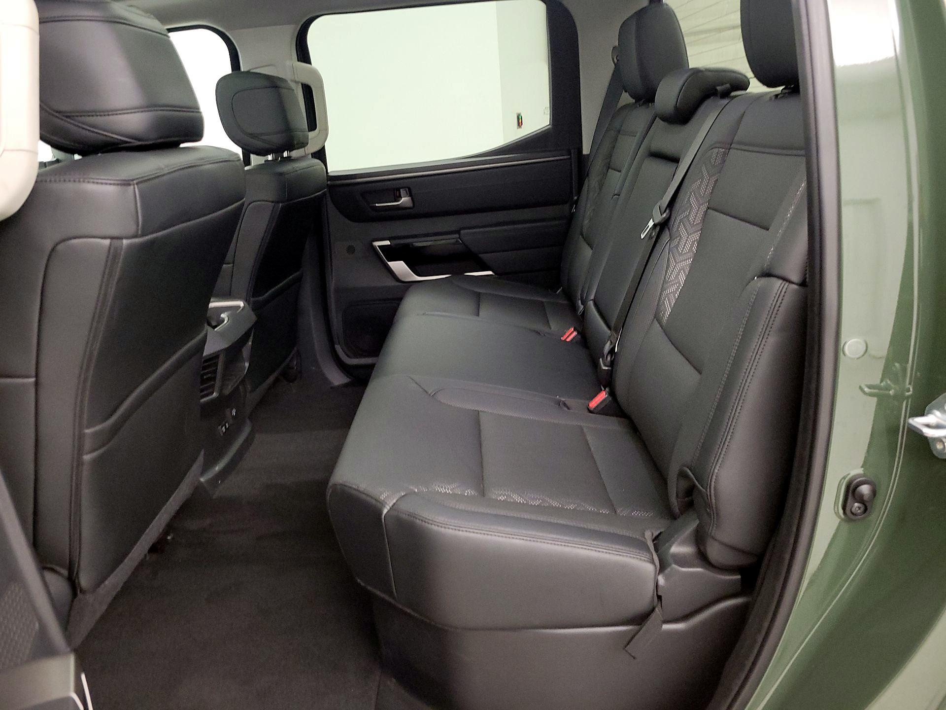 Thumbnail: 2022 Toyota Tundra - 19