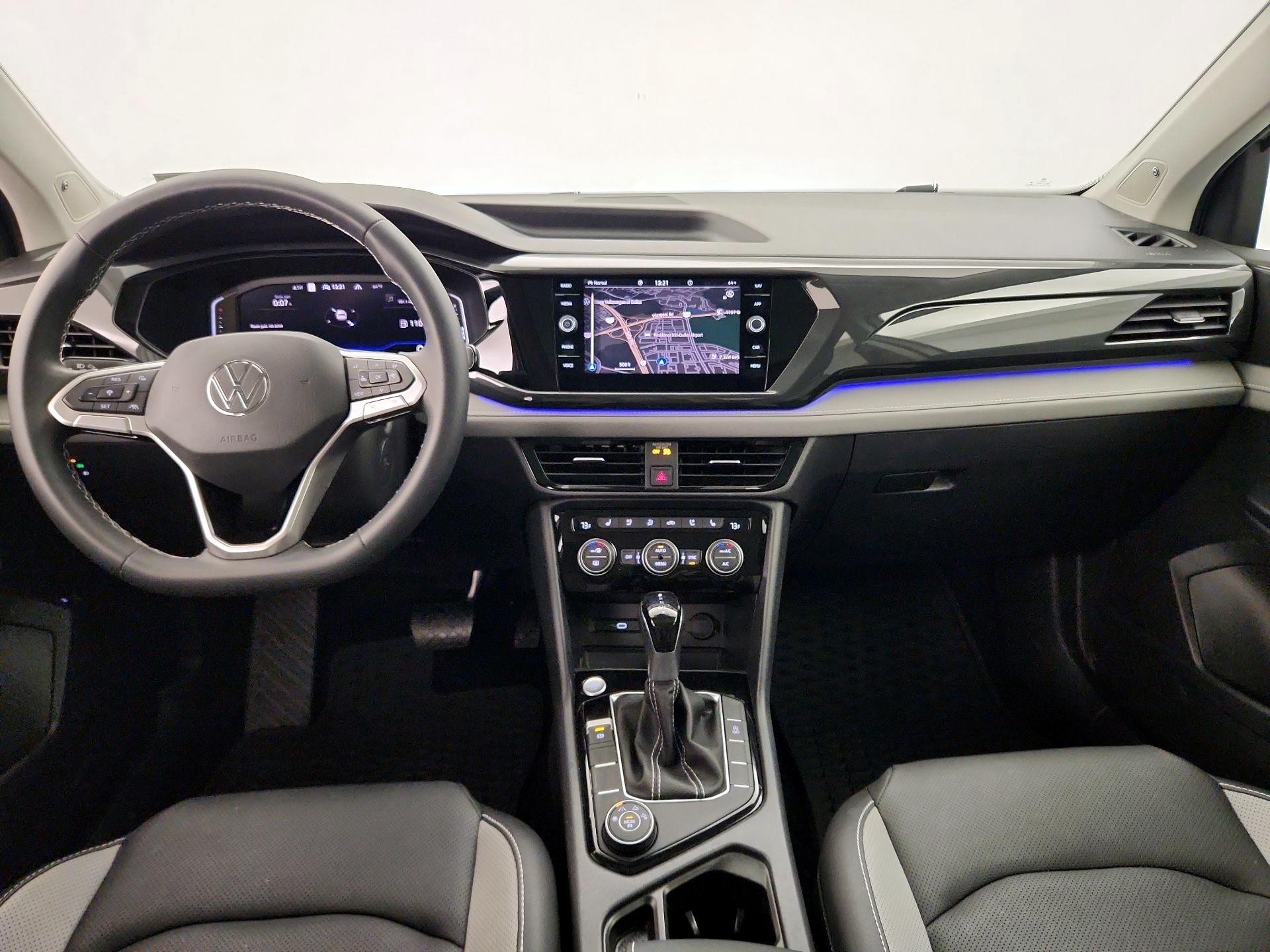 Thumbnail: 2022 Volkswagen Taos - 9