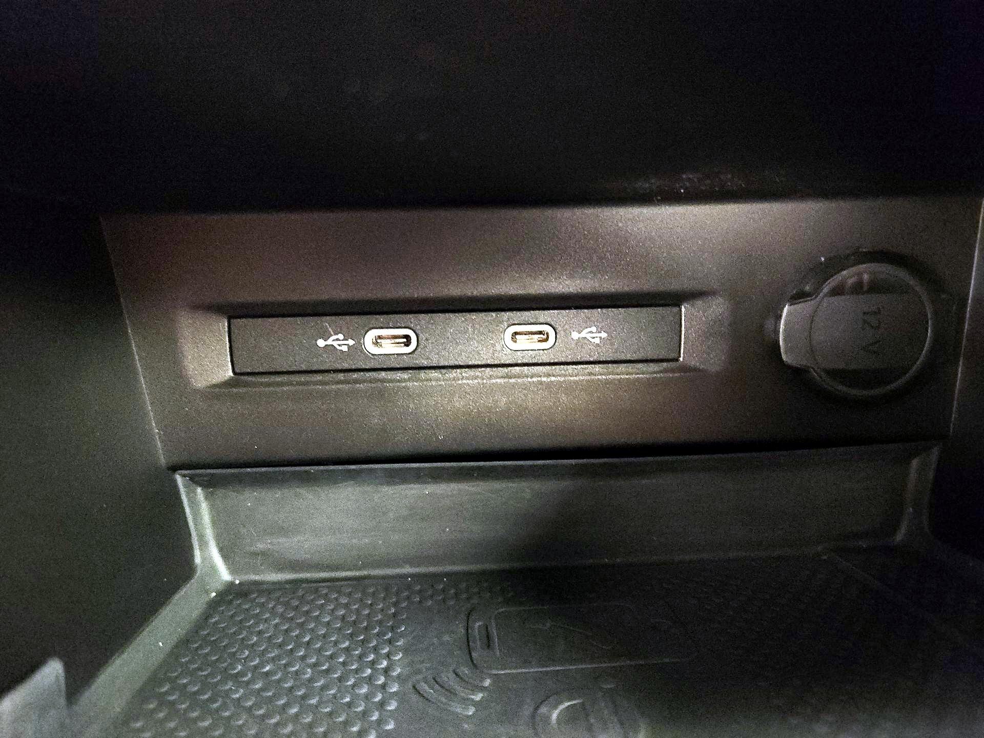 Thumbnail: 2022 Volkswagen Taos - 19