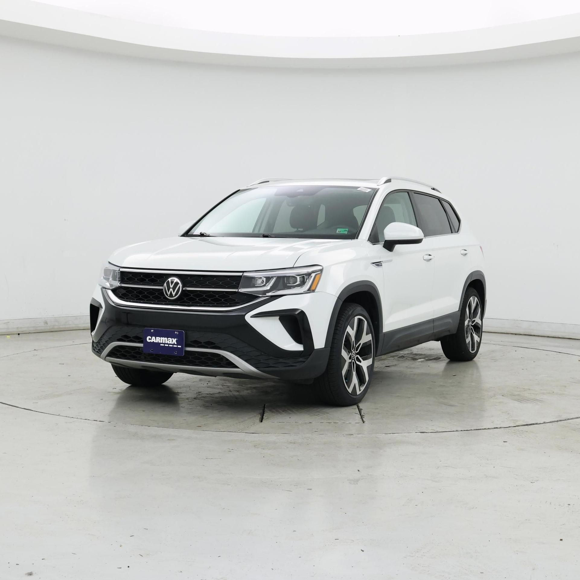 Thumbnail: 2022 Volkswagen Taos - 4