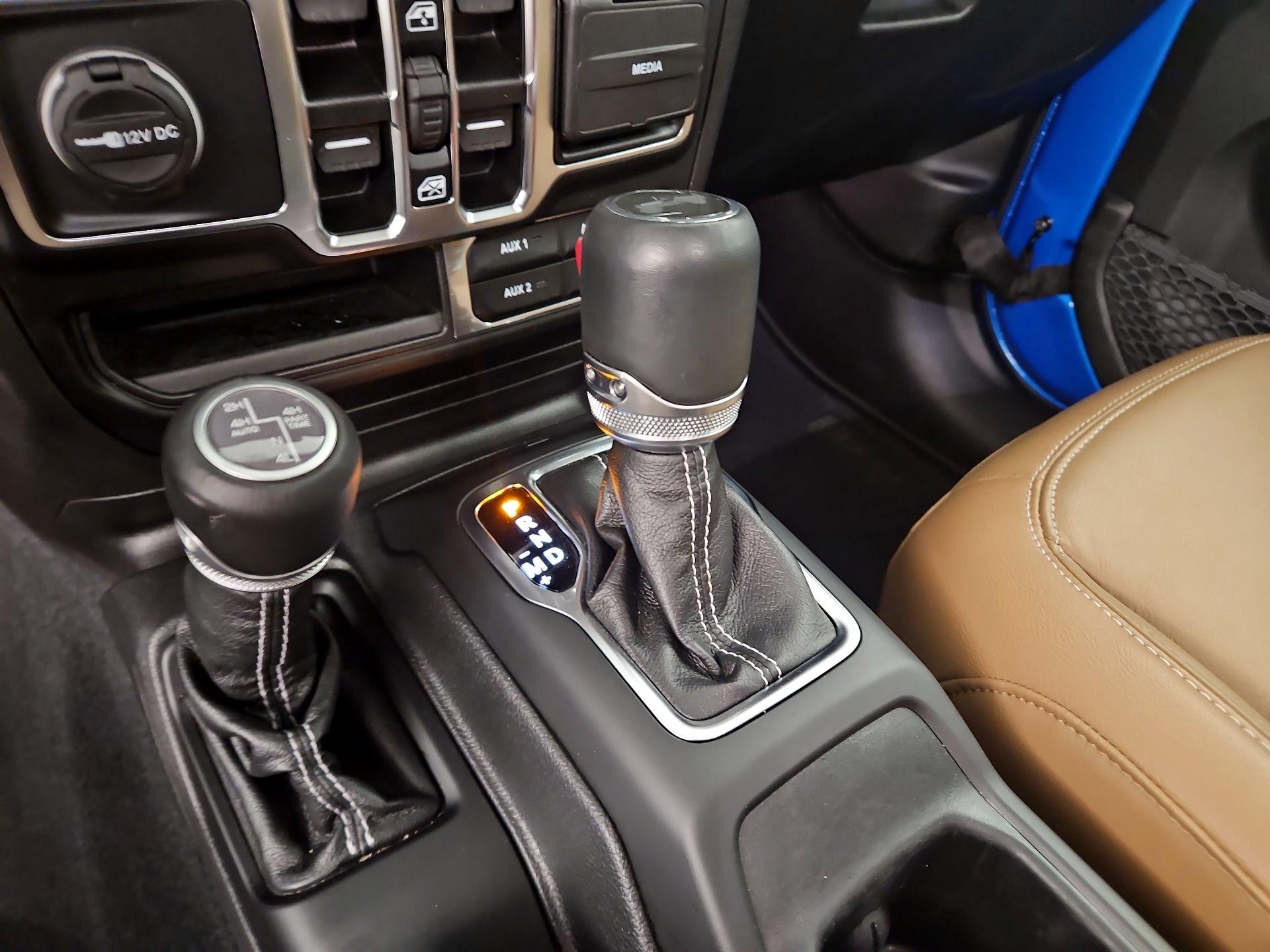 Thumbnail: 2022 Jeep Wrangler - 18