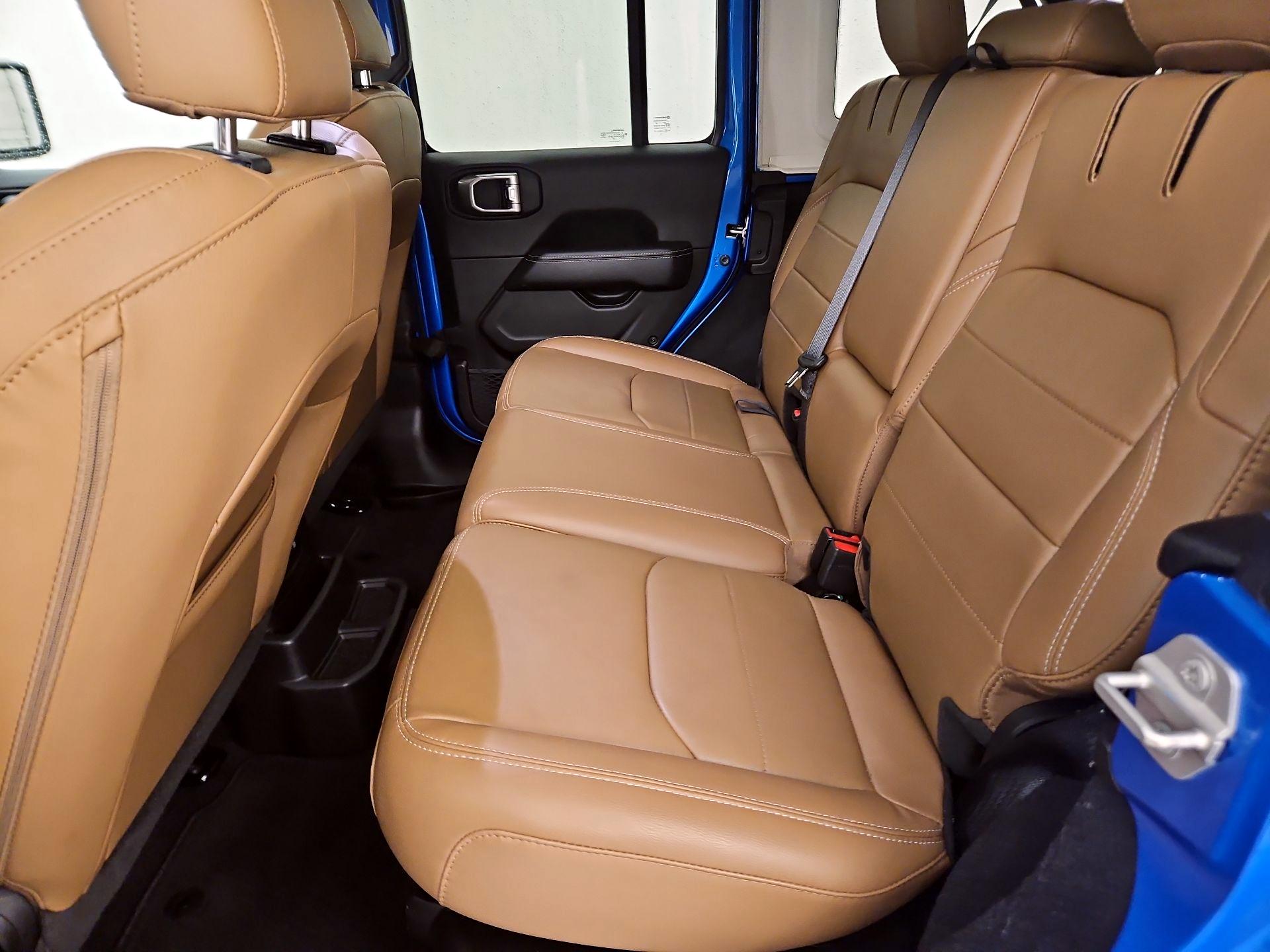 Thumbnail: 2022 Jeep Wrangler - 20