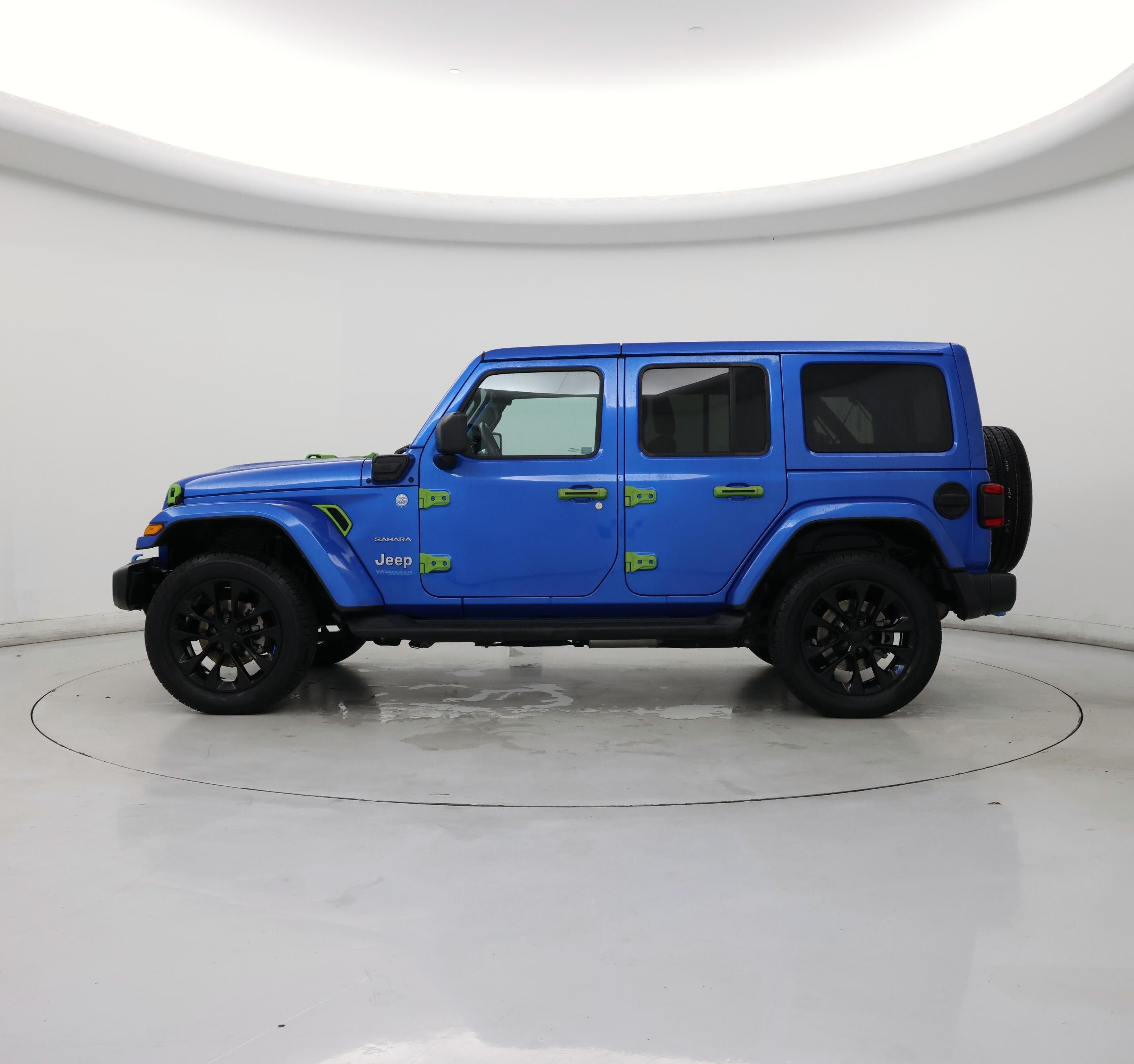Thumbnail: 2022 Jeep Wrangler - 3
