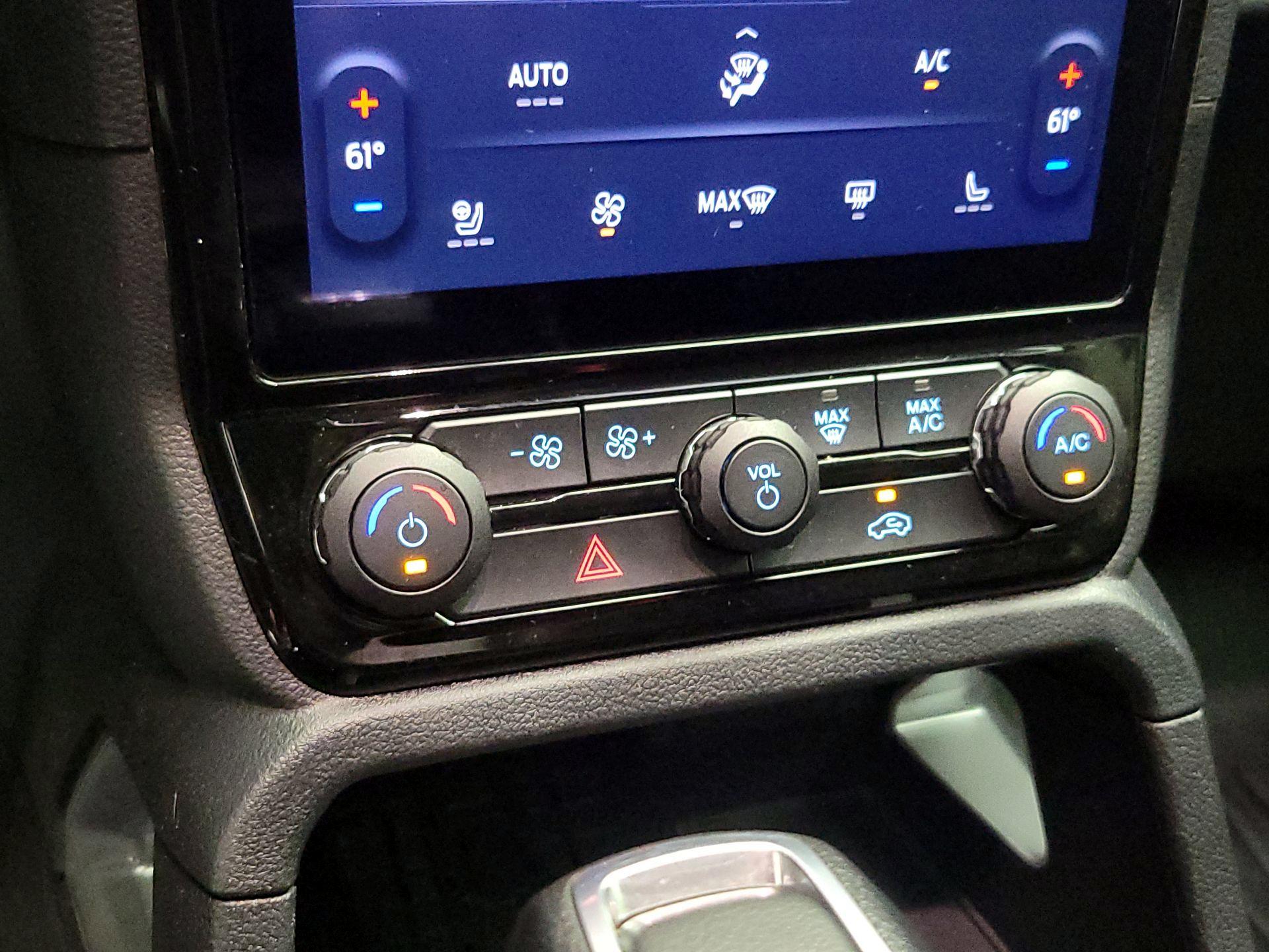 Thumbnail: 2025 Ford Ranger - 17