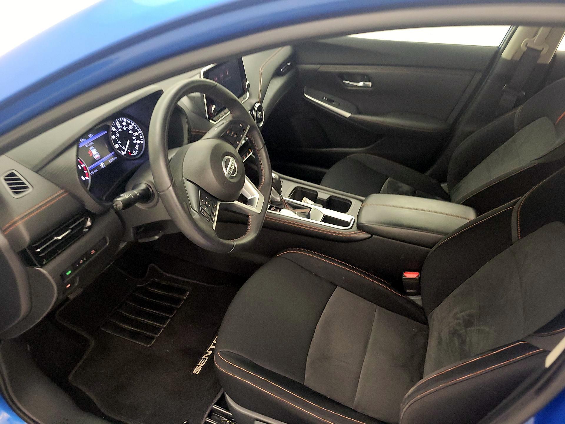 Thumbnail: 2020 Nissan Sentra - 11