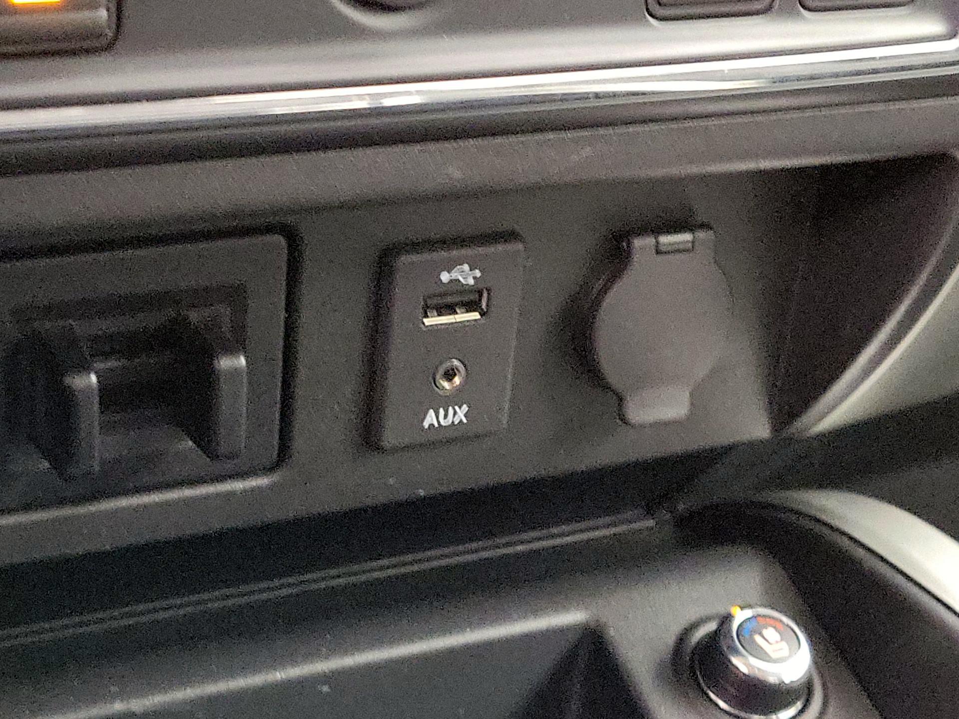 Thumbnail: 2018 Nissan Titan - 19