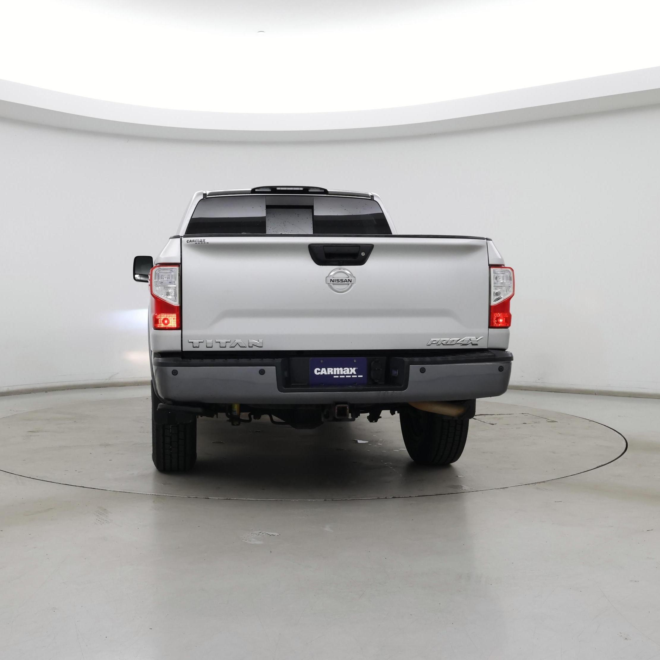 Thumbnail: 2018 Nissan Titan - 6