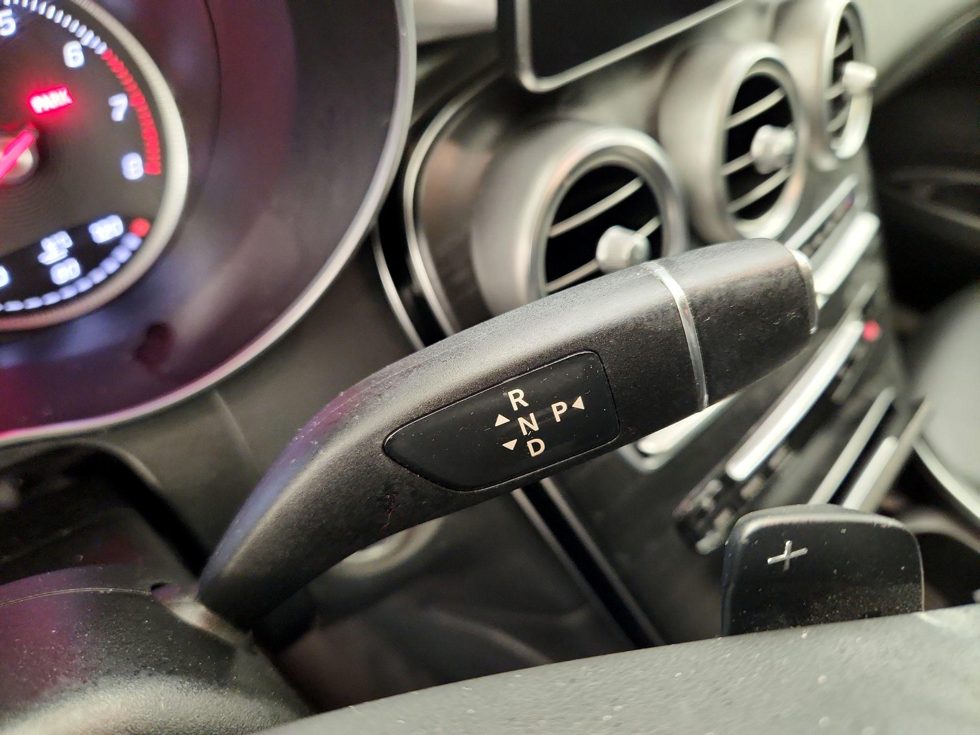 Thumbnail: 2016 Mercedes-Benz GLC - 18