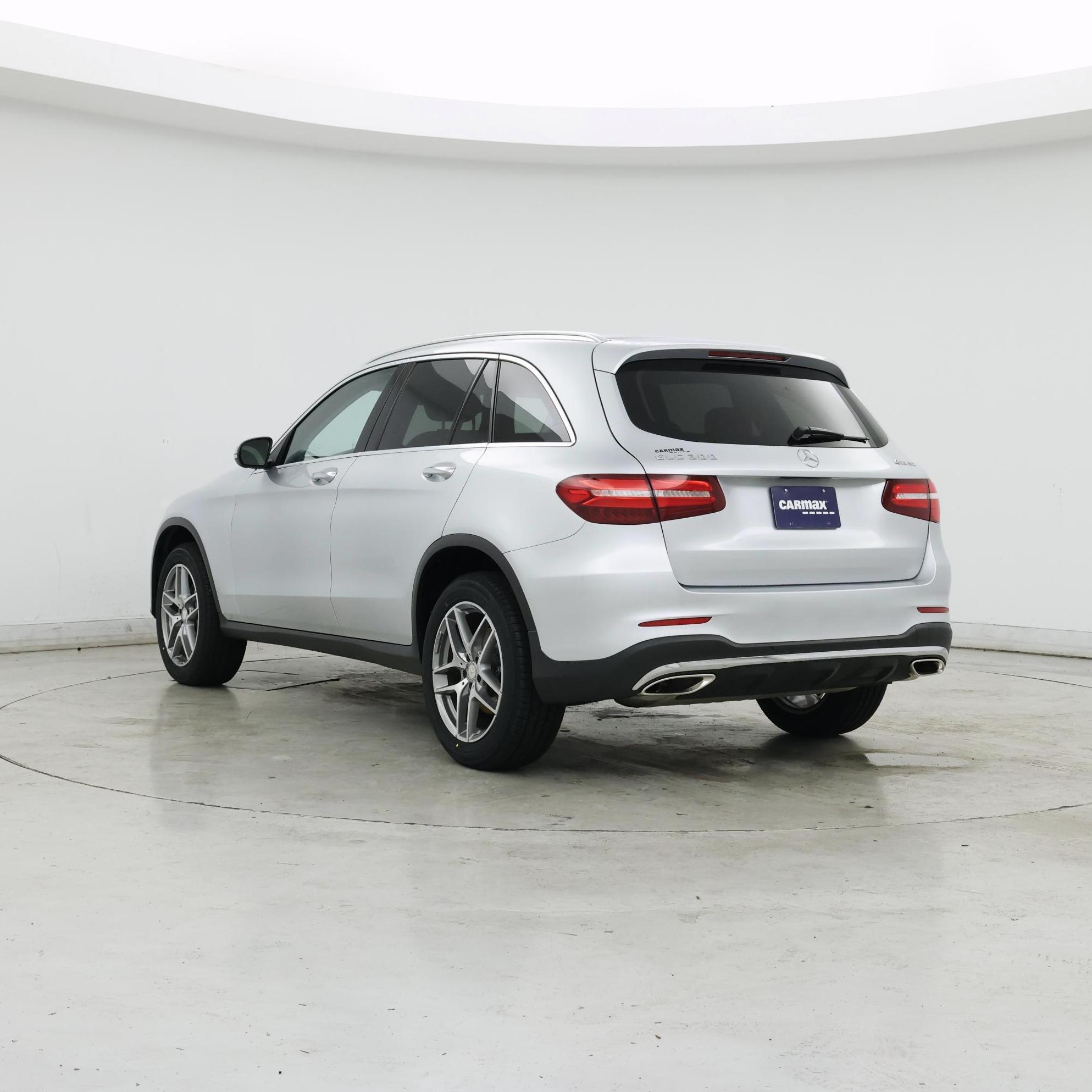 Thumbnail: 2016 Mercedes-Benz GLC - 2
