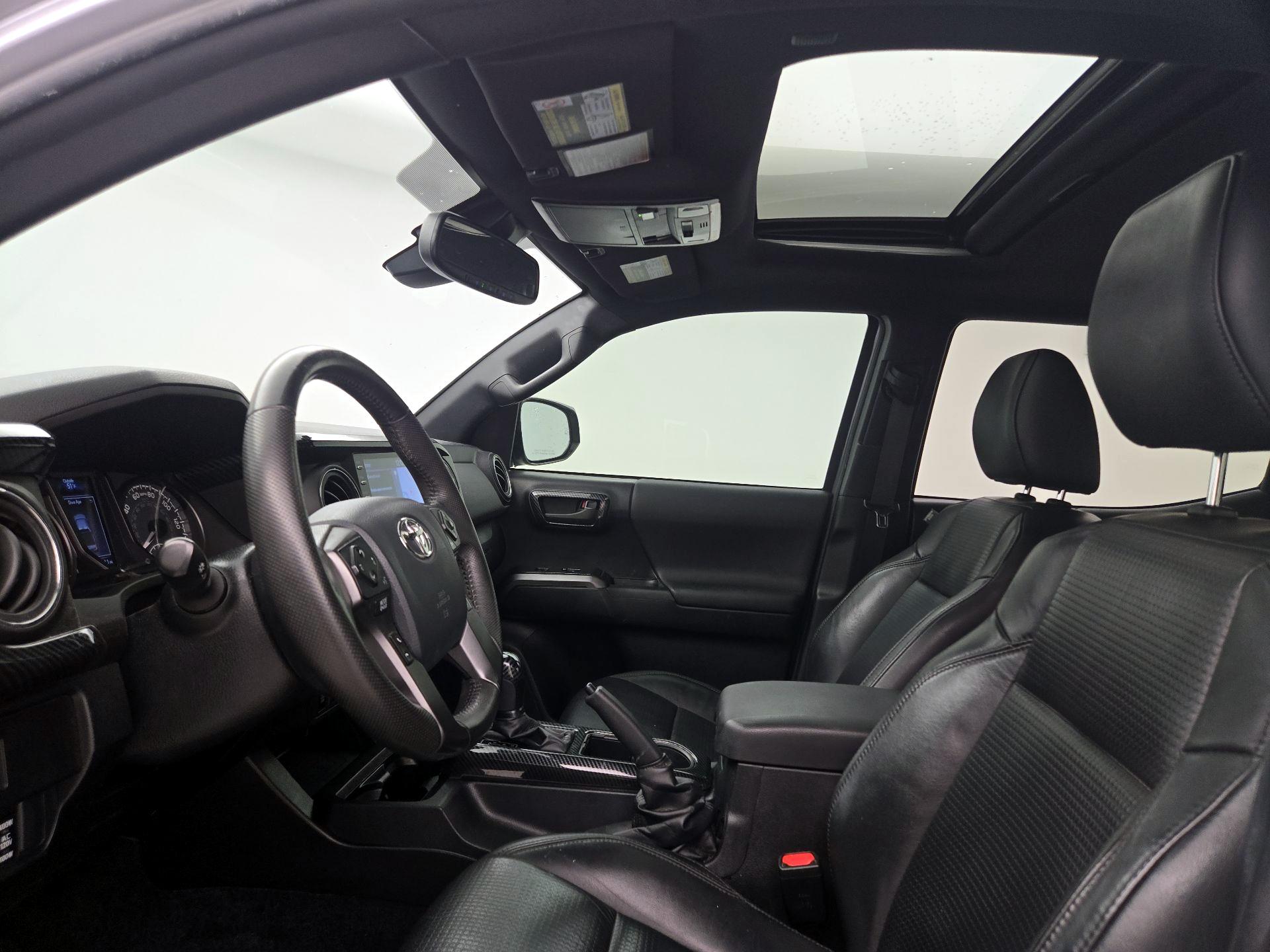 Thumbnail: 2020 Toyota Tacoma - 20