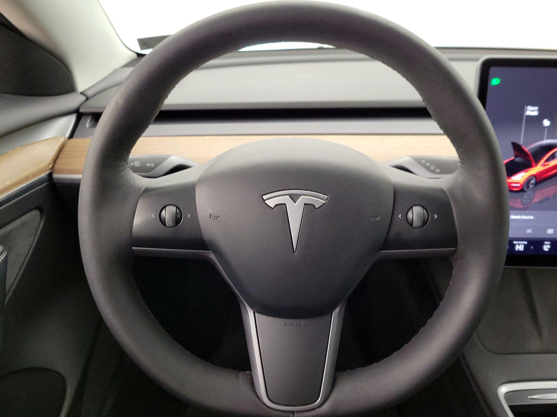 Thumbnail: 2022 Tesla Model 3 - 10