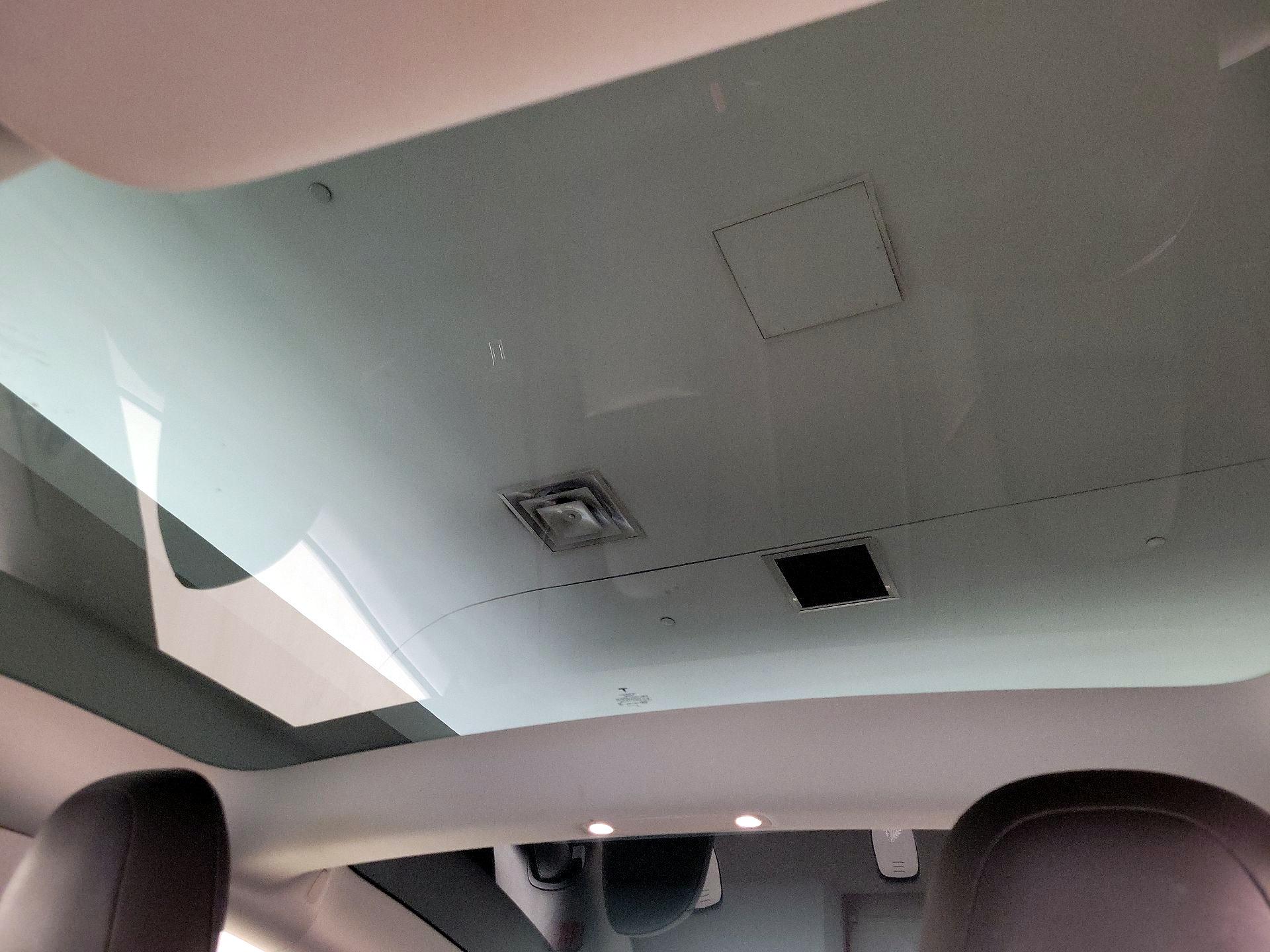 Thumbnail: 2022 Tesla Model 3 - 19