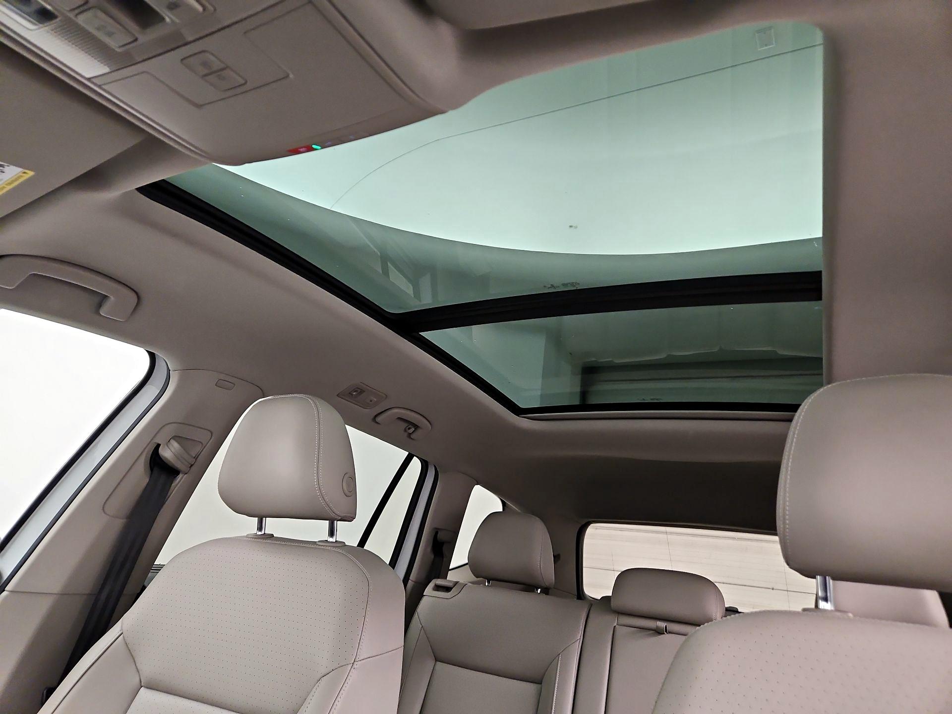 Thumbnail: 2021 Volkswagen Atlas - 19