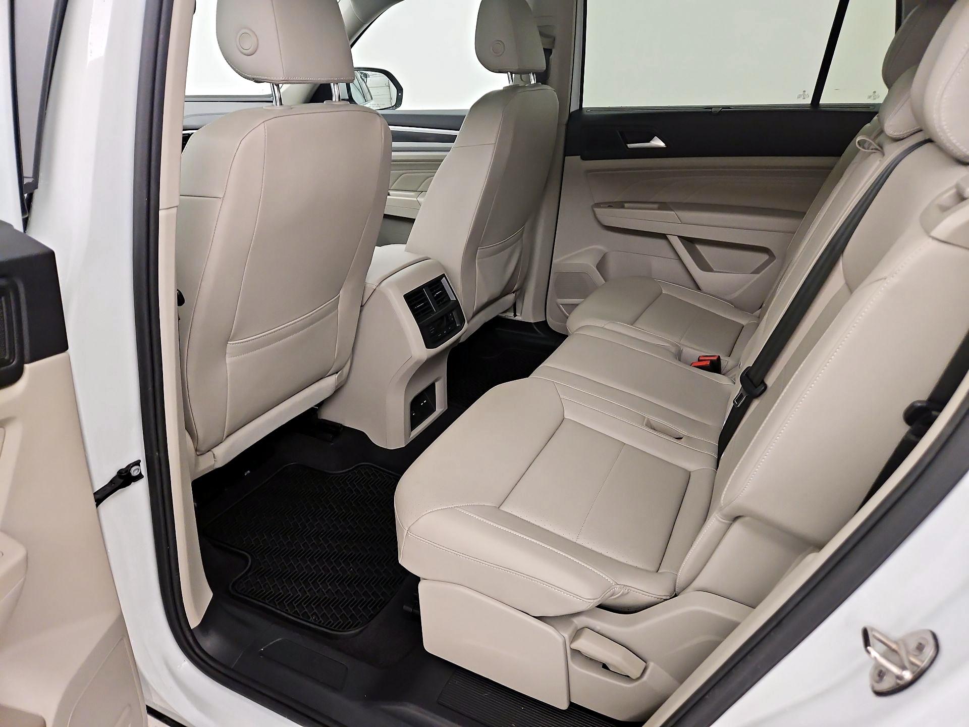 Thumbnail: 2021 Volkswagen Atlas - 20