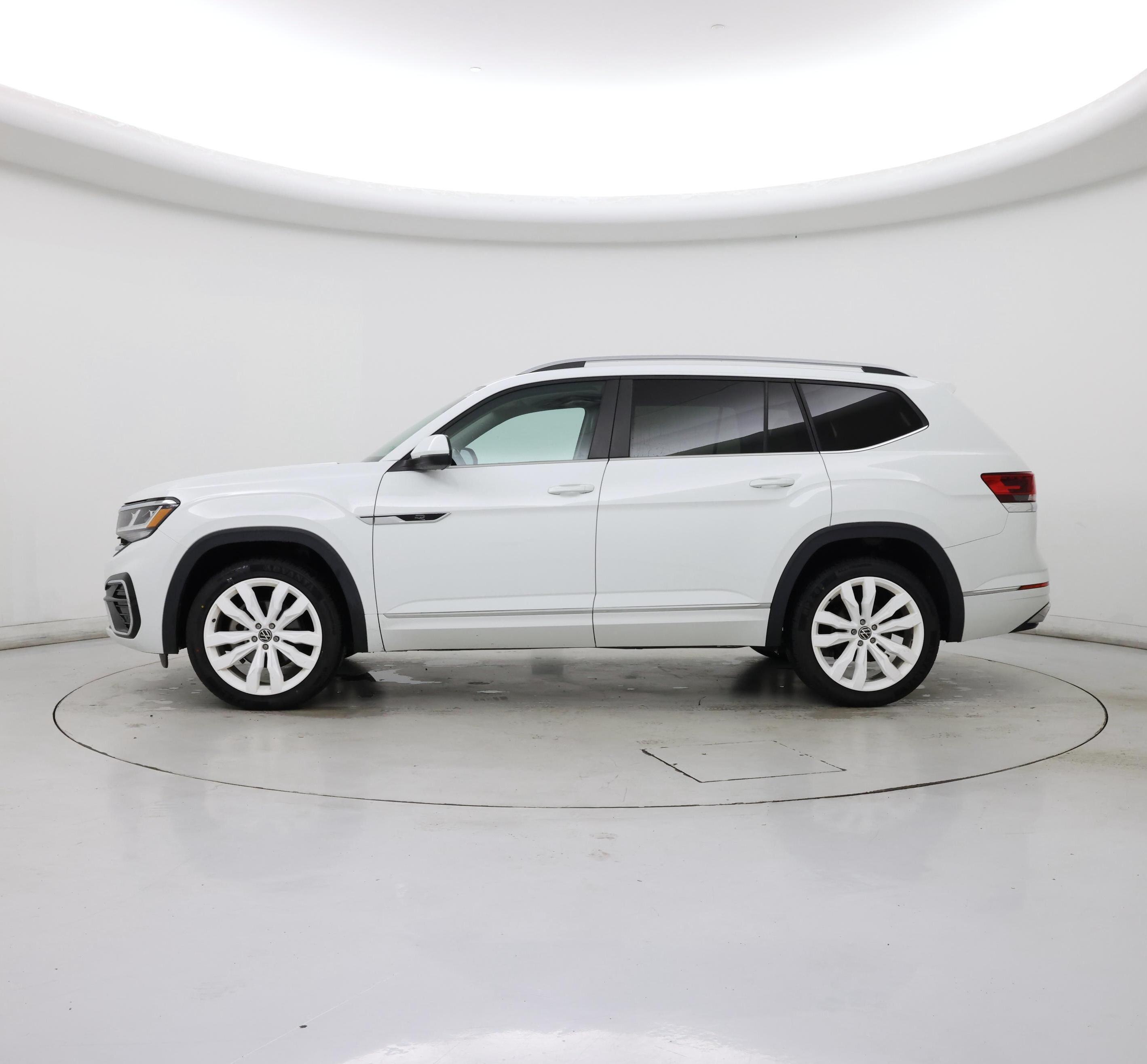 Thumbnail: 2021 Volkswagen Atlas - 3