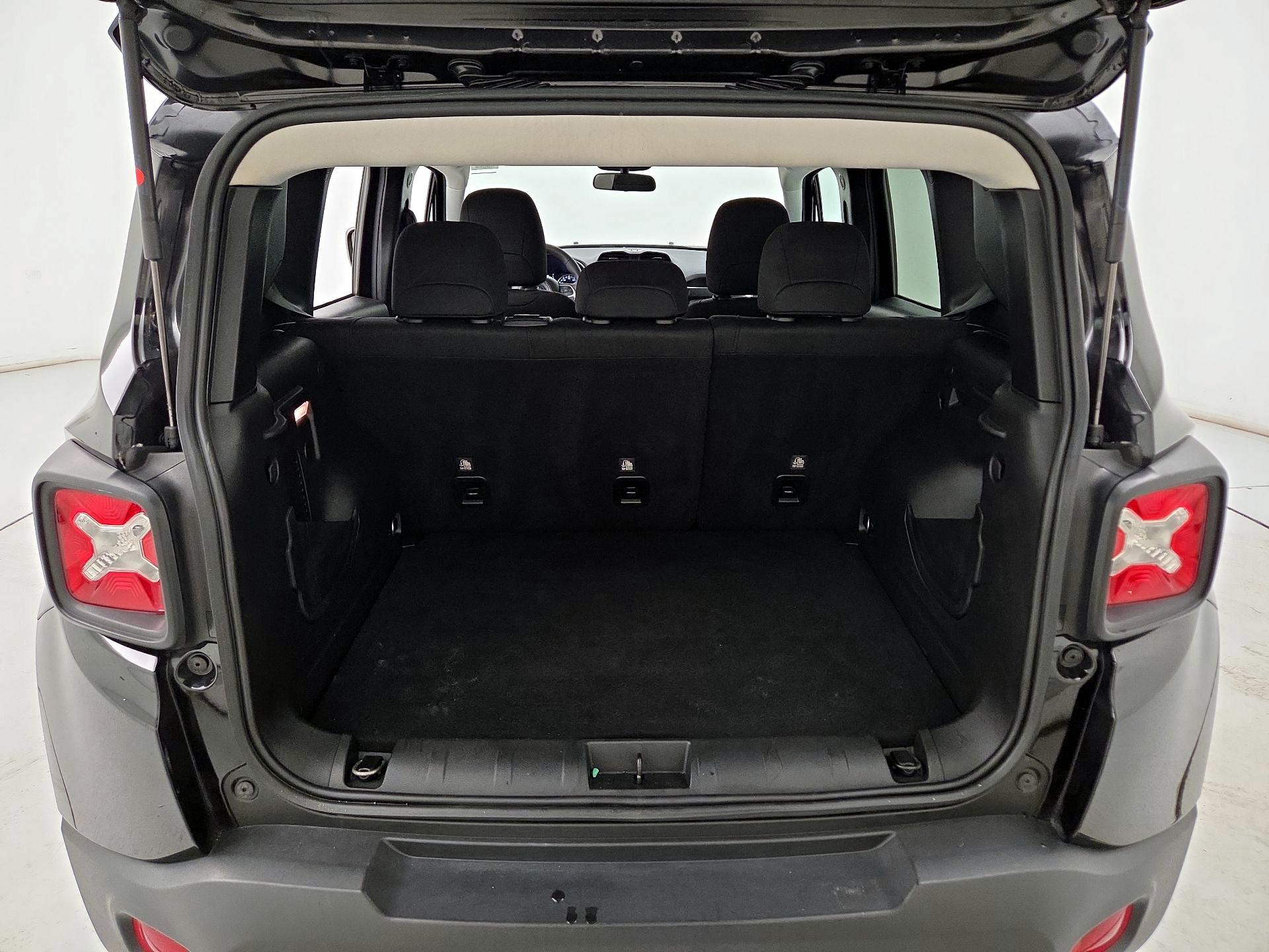 Thumbnail: 2020 Jeep Renegade - 20