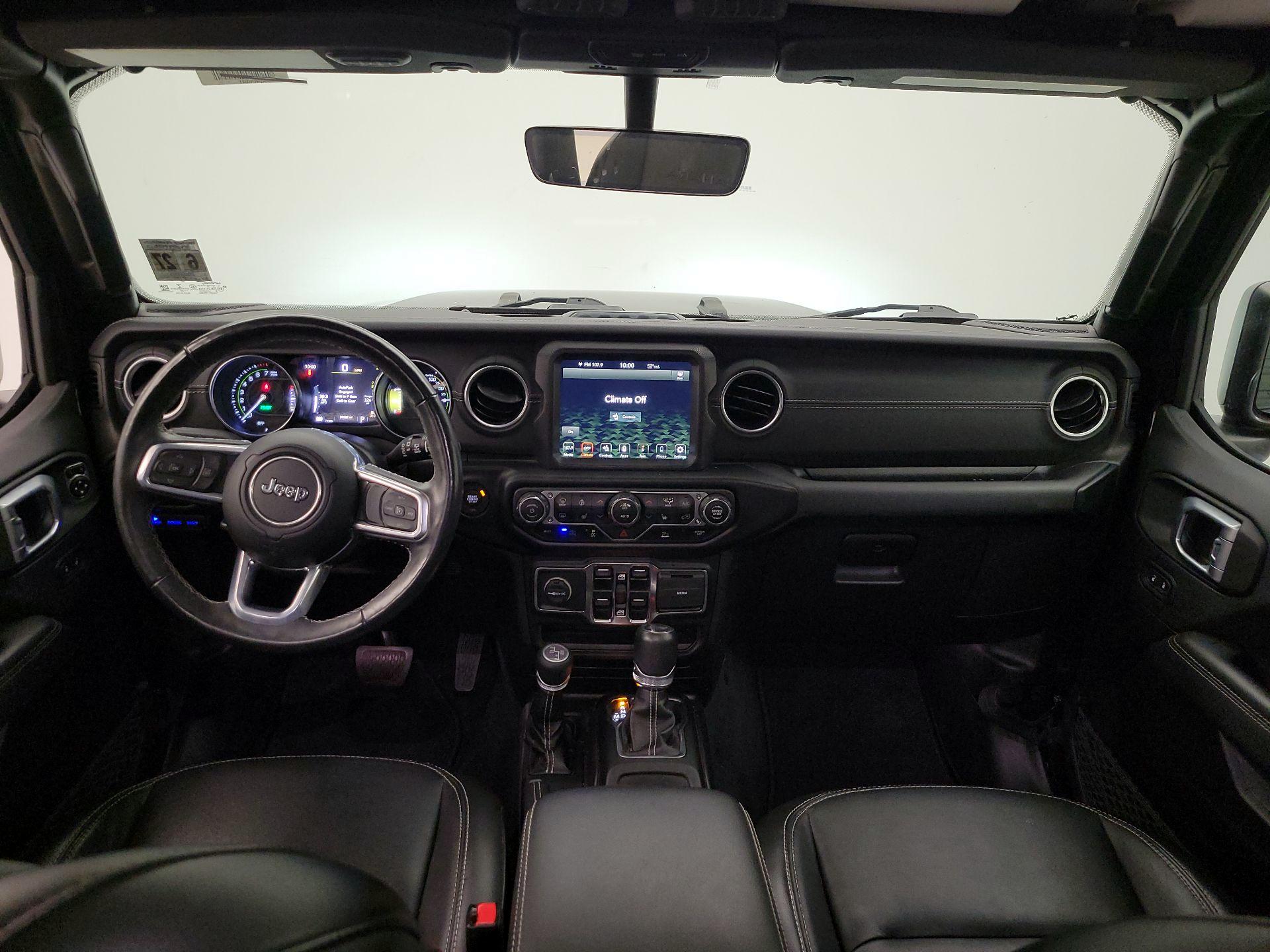 Thumbnail: 2022 Jeep Wrangler - 9