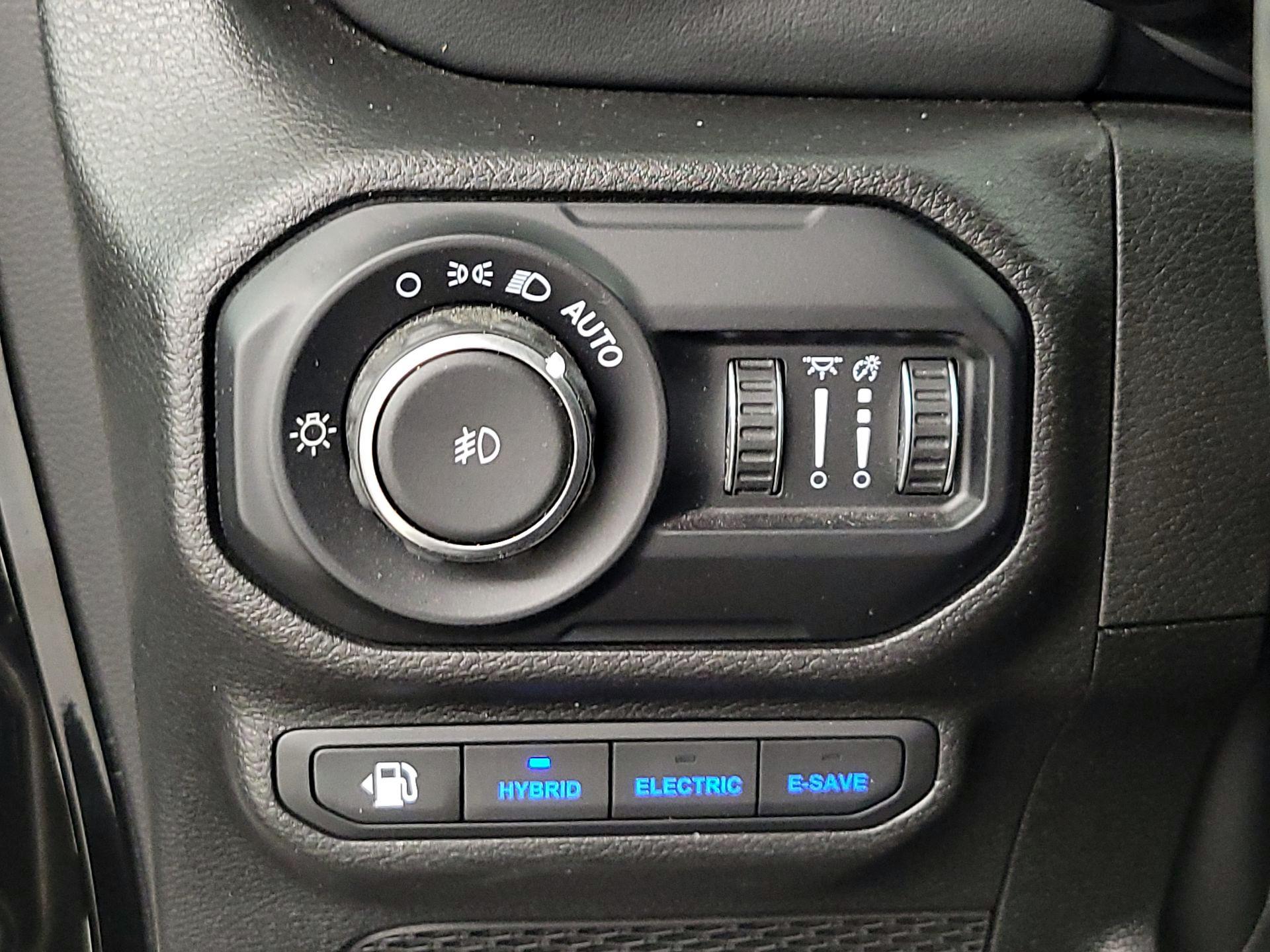 Thumbnail: 2022 Jeep Wrangler - 13