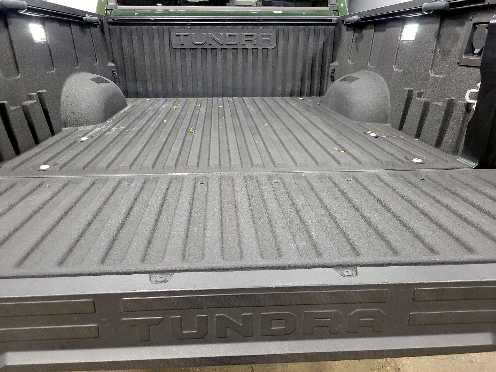 Thumbnail: 2022 Toyota Tundra - 20