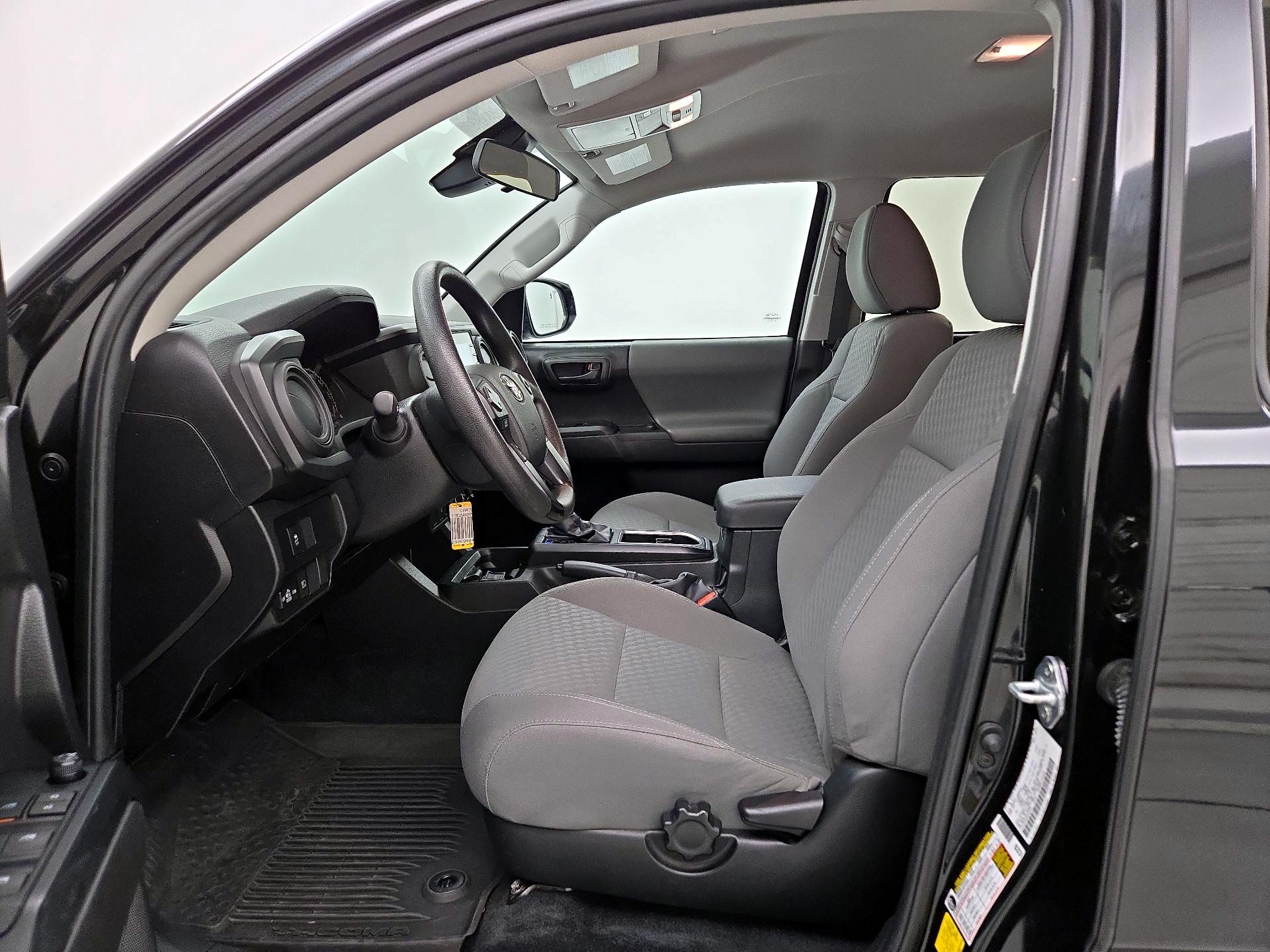 Thumbnail: 2022 Toyota Tacoma - 11