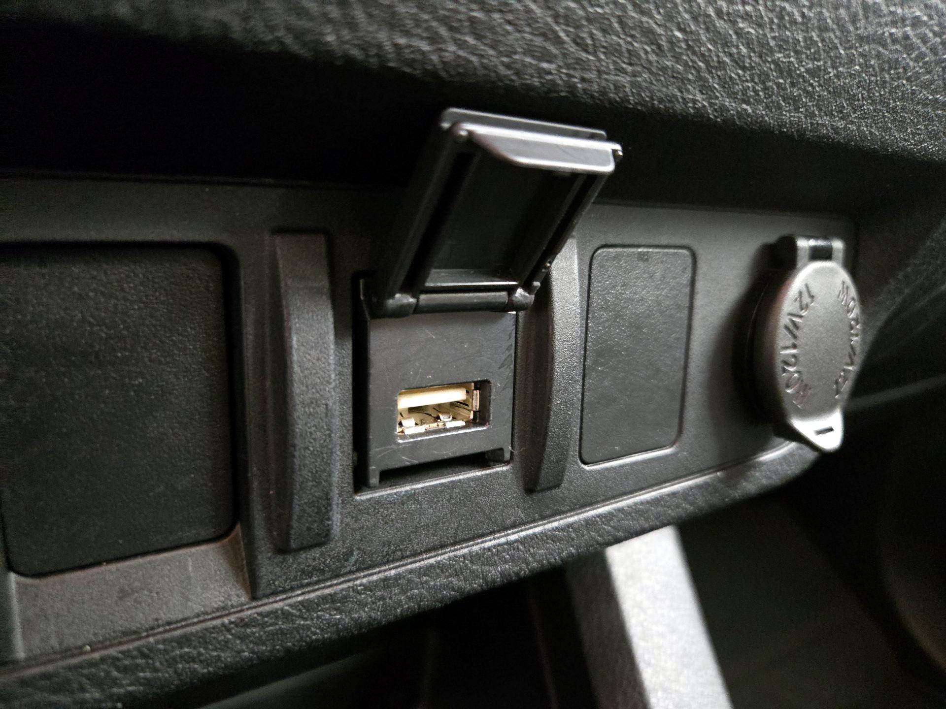 Thumbnail: 2022 Toyota Tacoma - 18