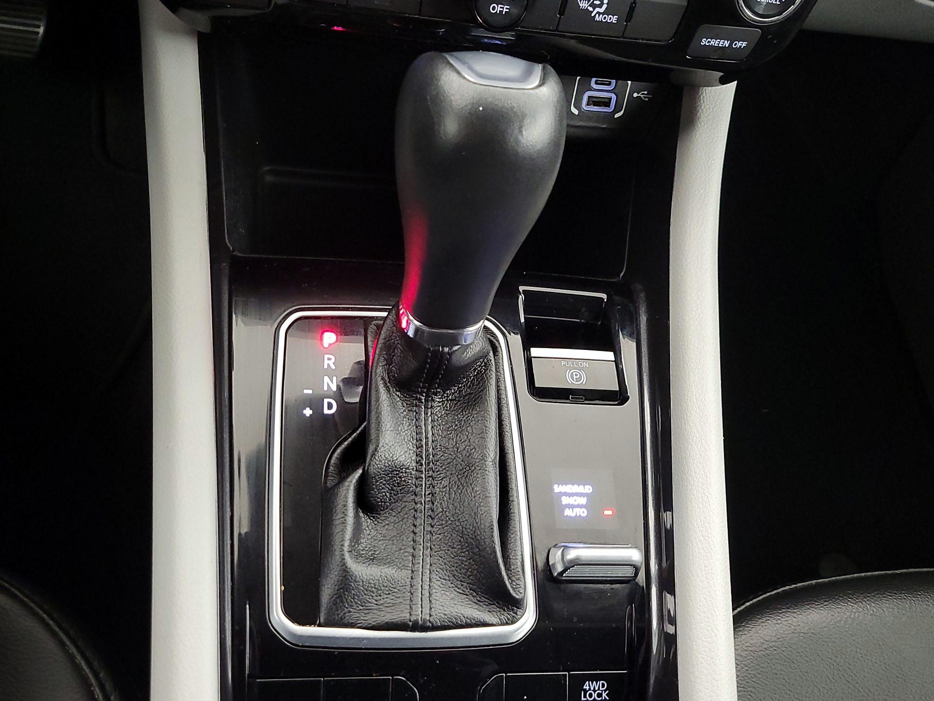 Thumbnail: 2023 Jeep Compass - 17