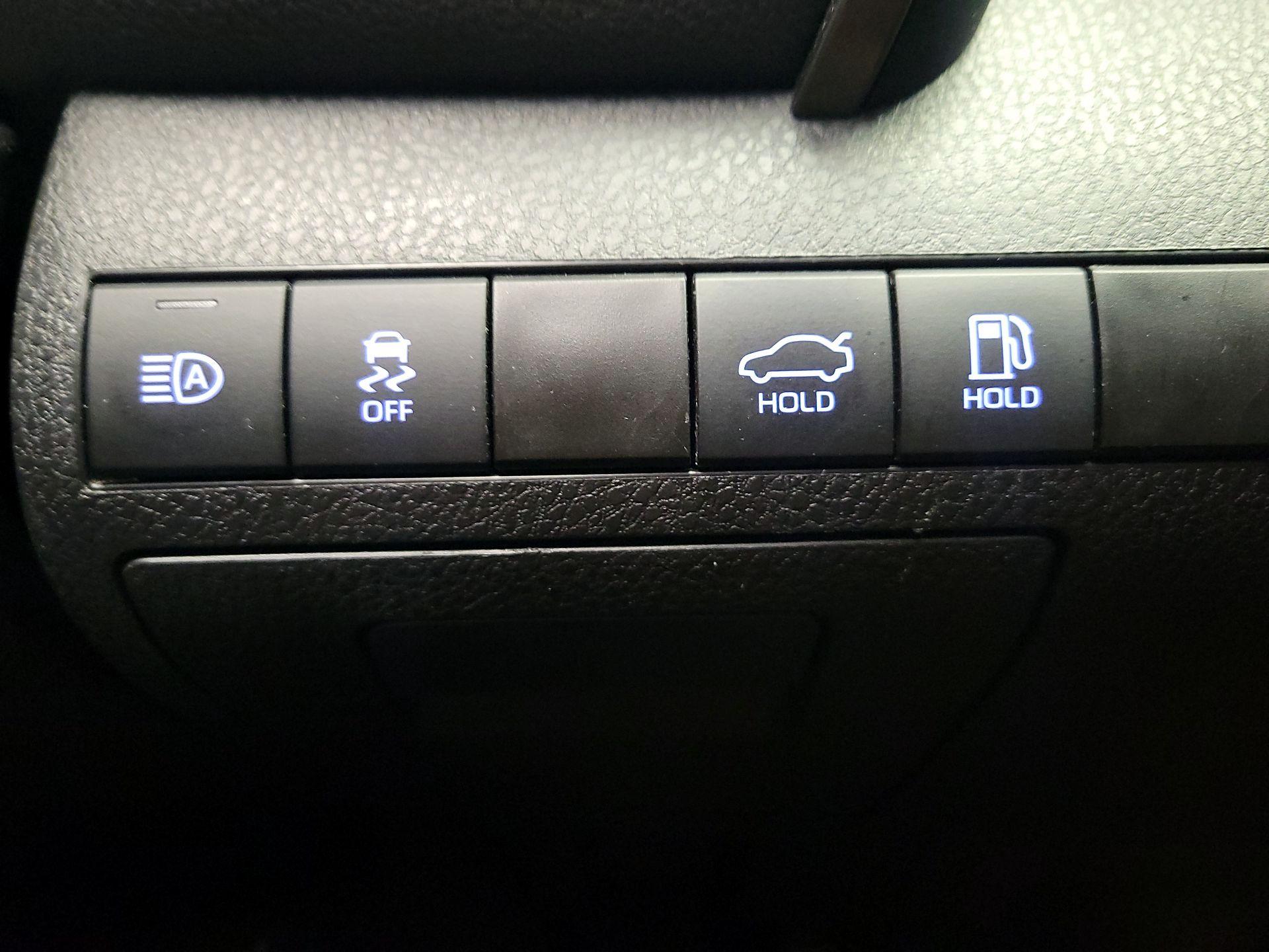 Thumbnail: 2023 Toyota Camry - 13