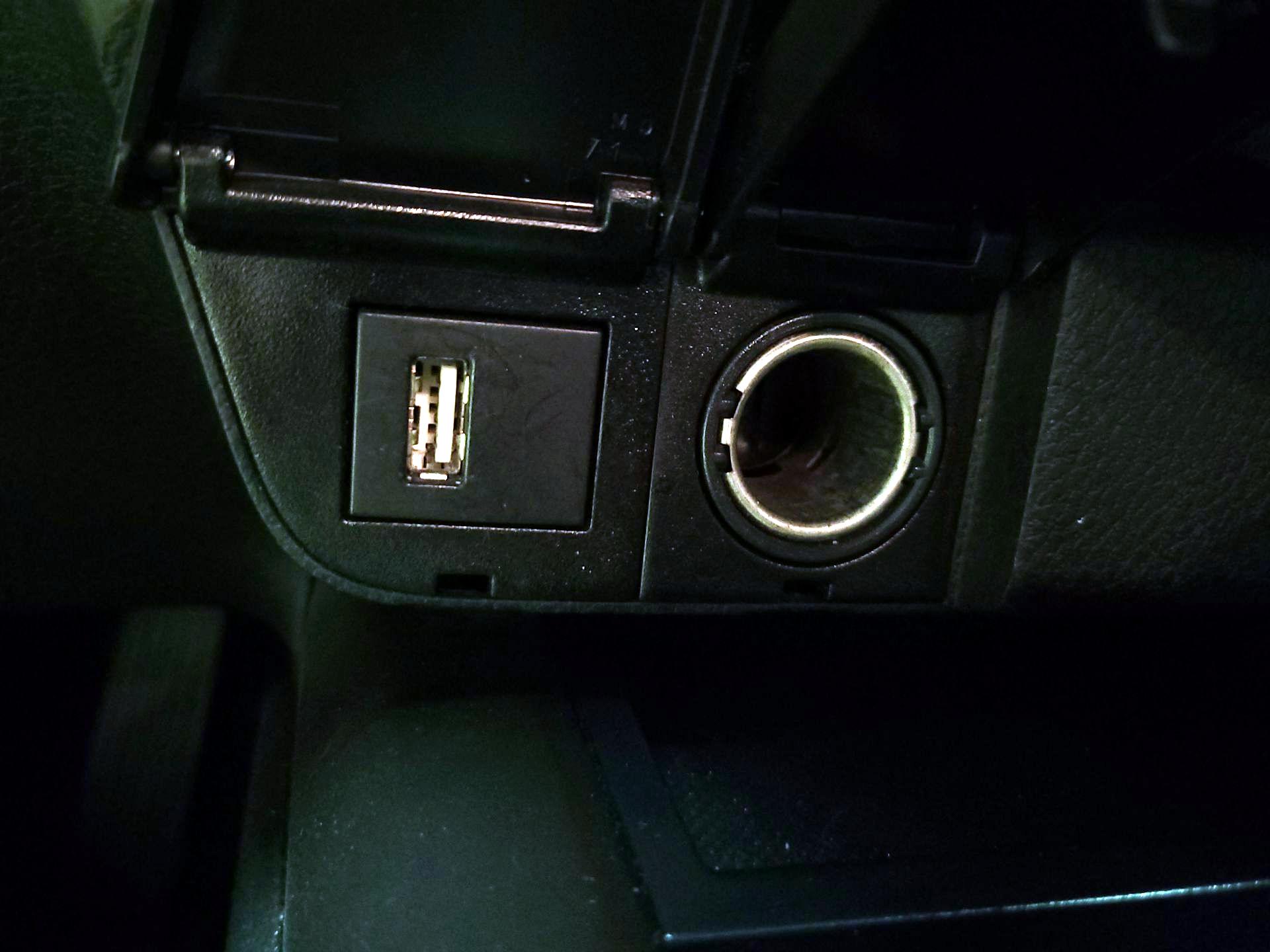 Thumbnail: 2023 Toyota Camry - 18