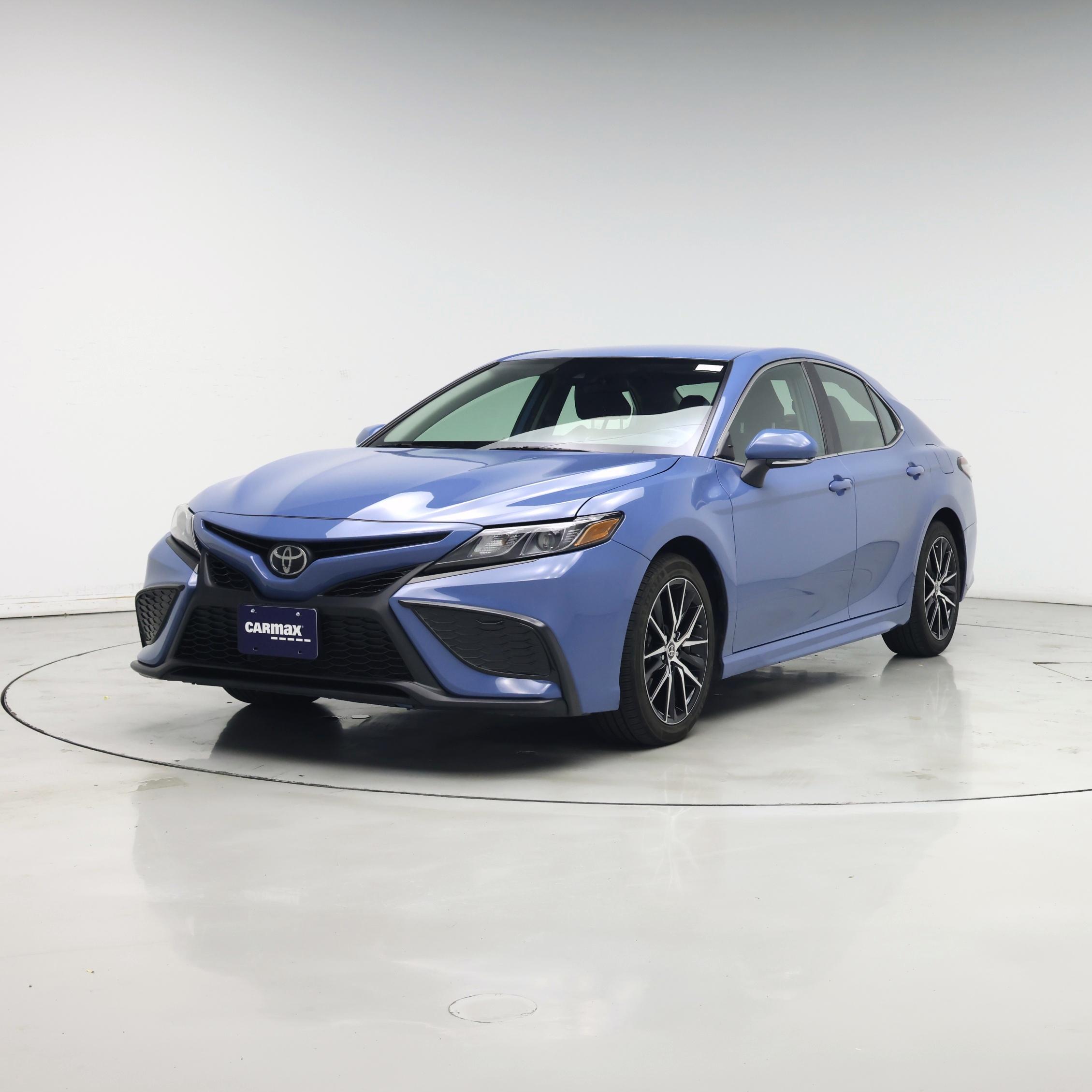 Thumbnail: 2023 Toyota Camry - 4