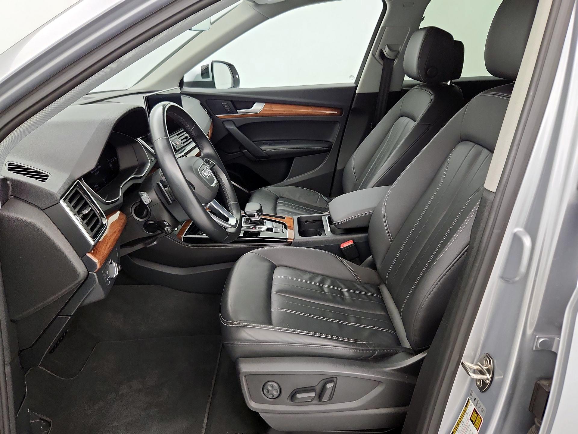 Thumbnail: 2022 Audi Q5 - 11