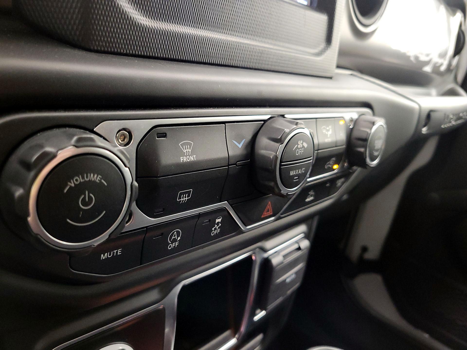 Thumbnail: 2023 Jeep Wrangler - 16
