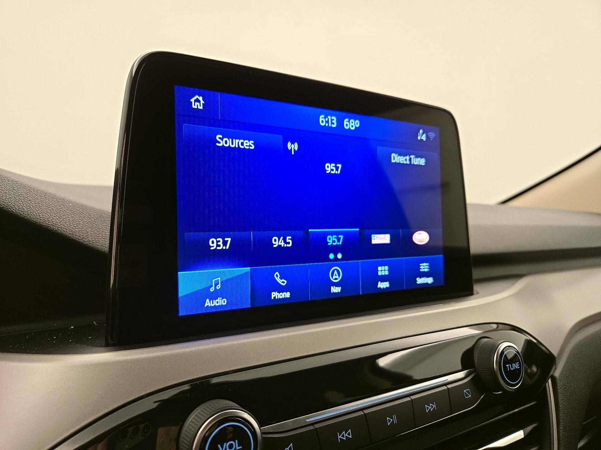 Thumbnail: 2020 Ford Escape - 16