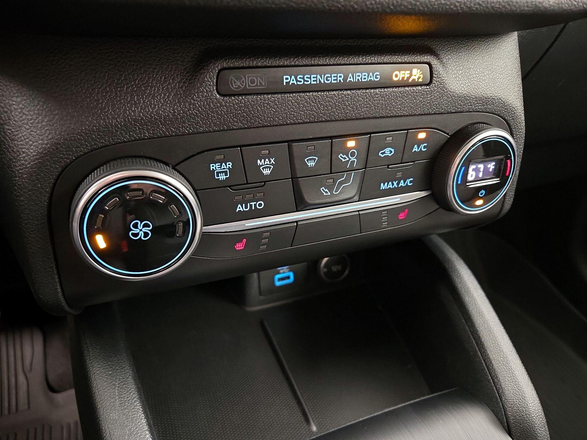 Thumbnail: 2020 Ford Escape - 17