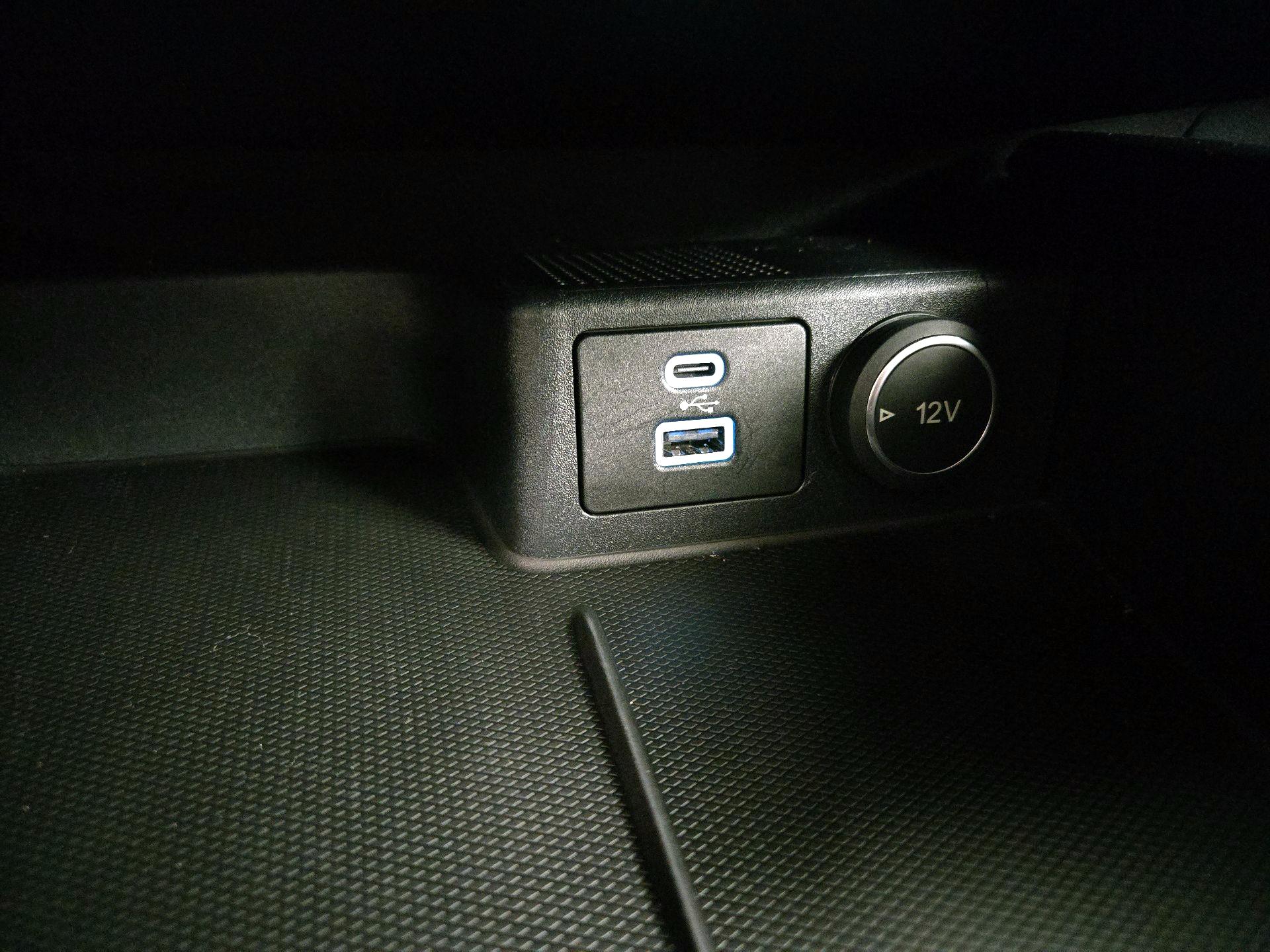 Thumbnail: 2020 Ford Escape - 19