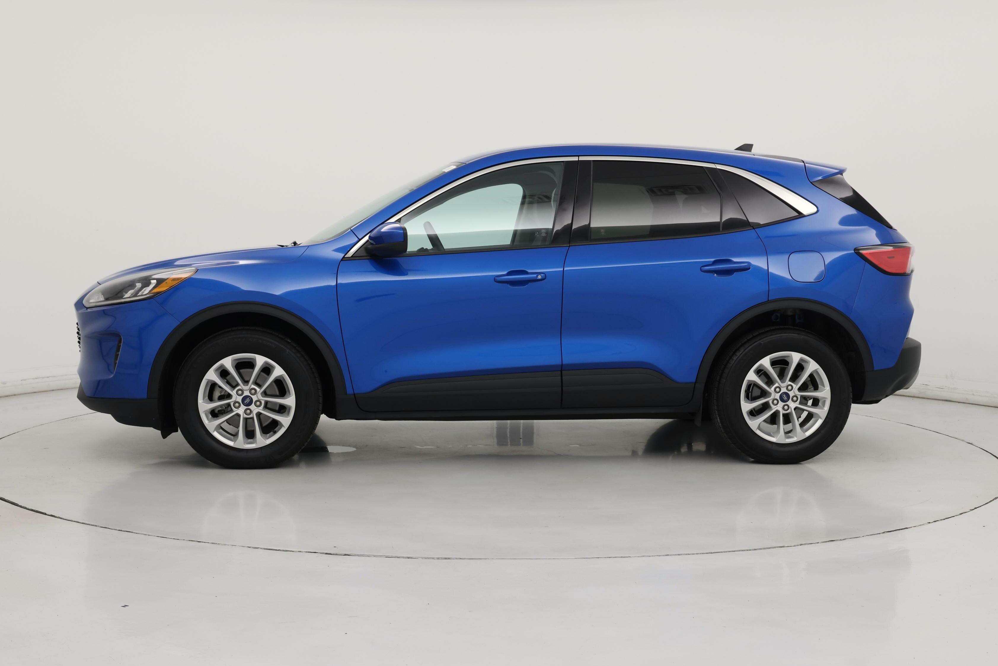 Thumbnail: 2020 Ford Escape - 3