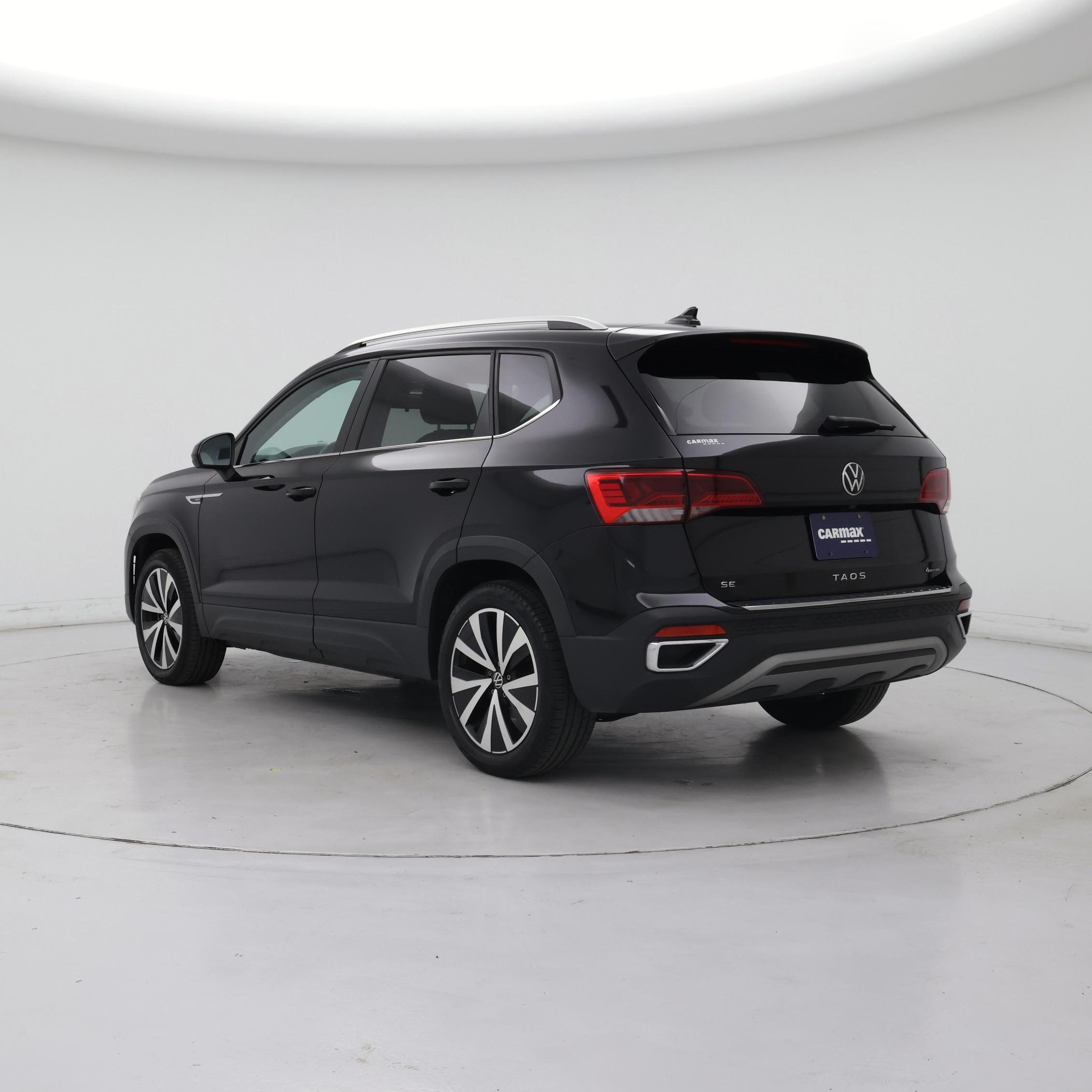 Thumbnail: 2022 Volkswagen Taos - 2